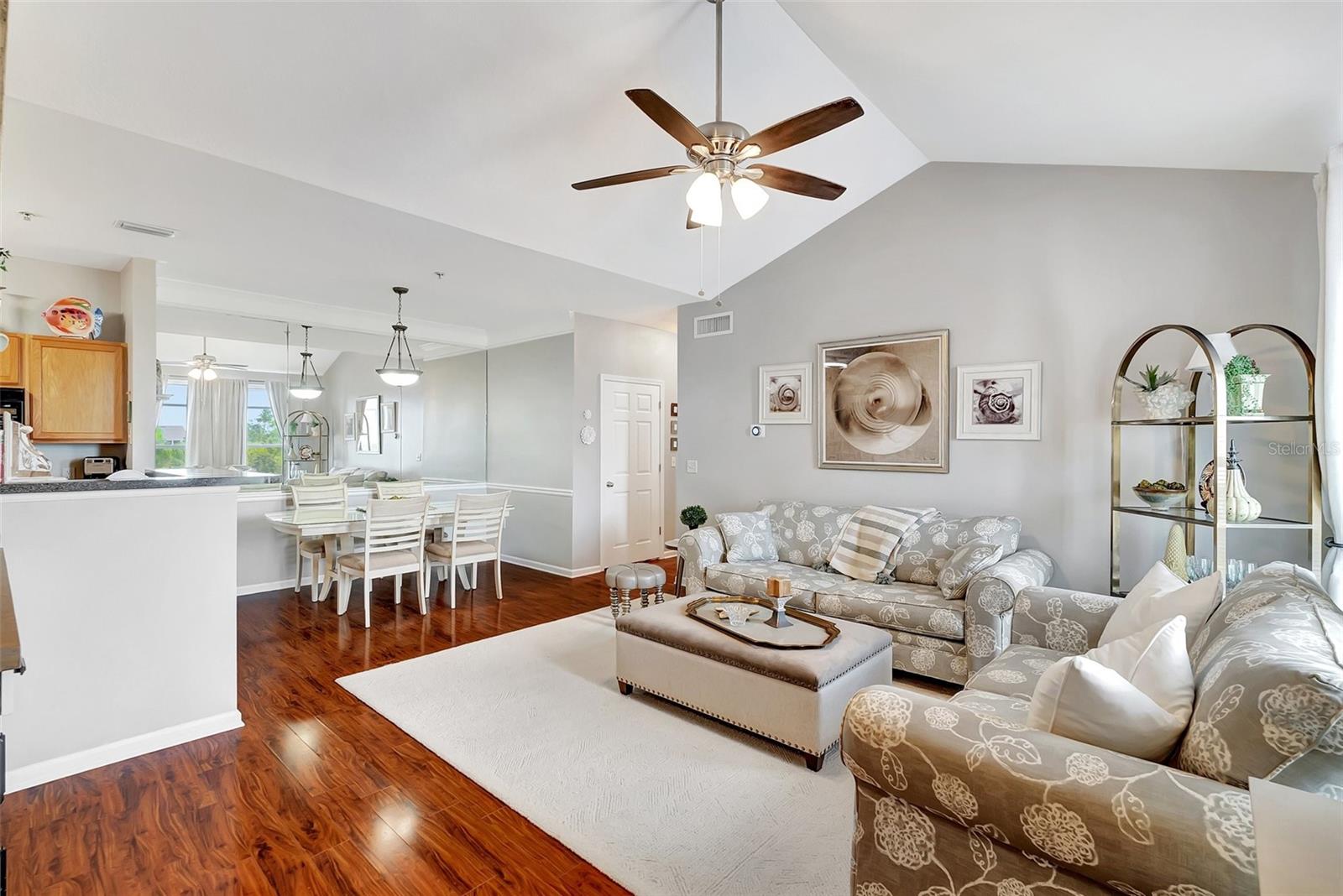 THE PALMS OF CORTEZ - Residential Lease