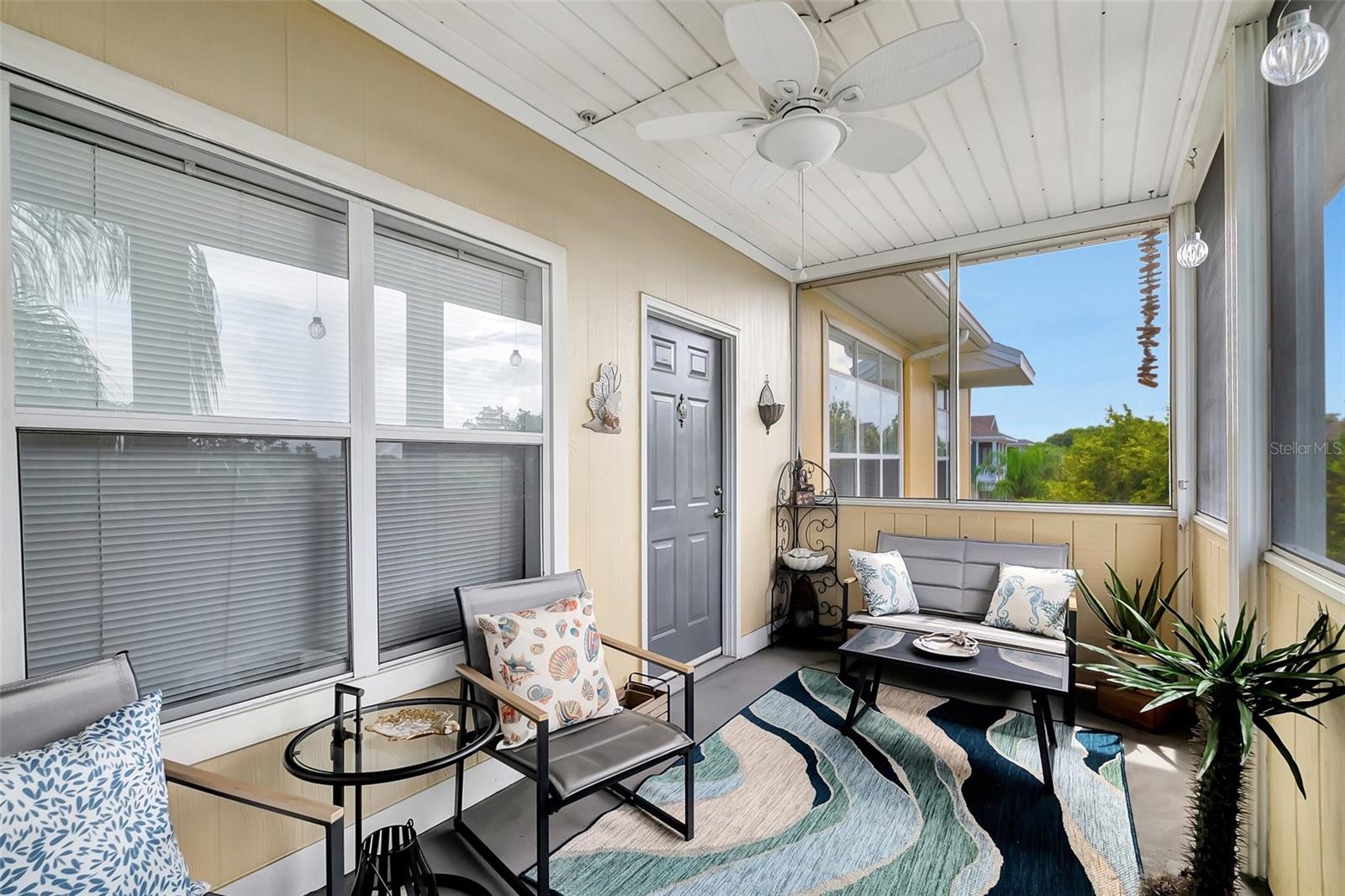 THE PALMS OF CORTEZ - Residential Lease