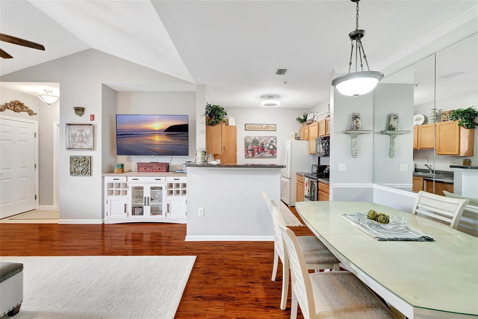 THE PALMS OF CORTEZ - Residential Lease