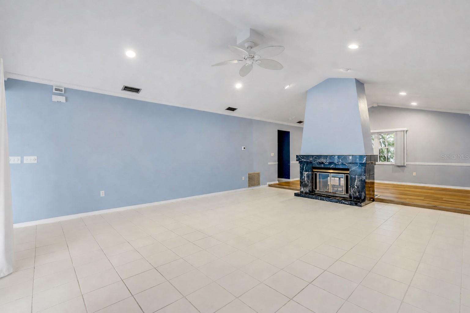 PELICAN BAY PH 04 UNIT 03 - Residential
