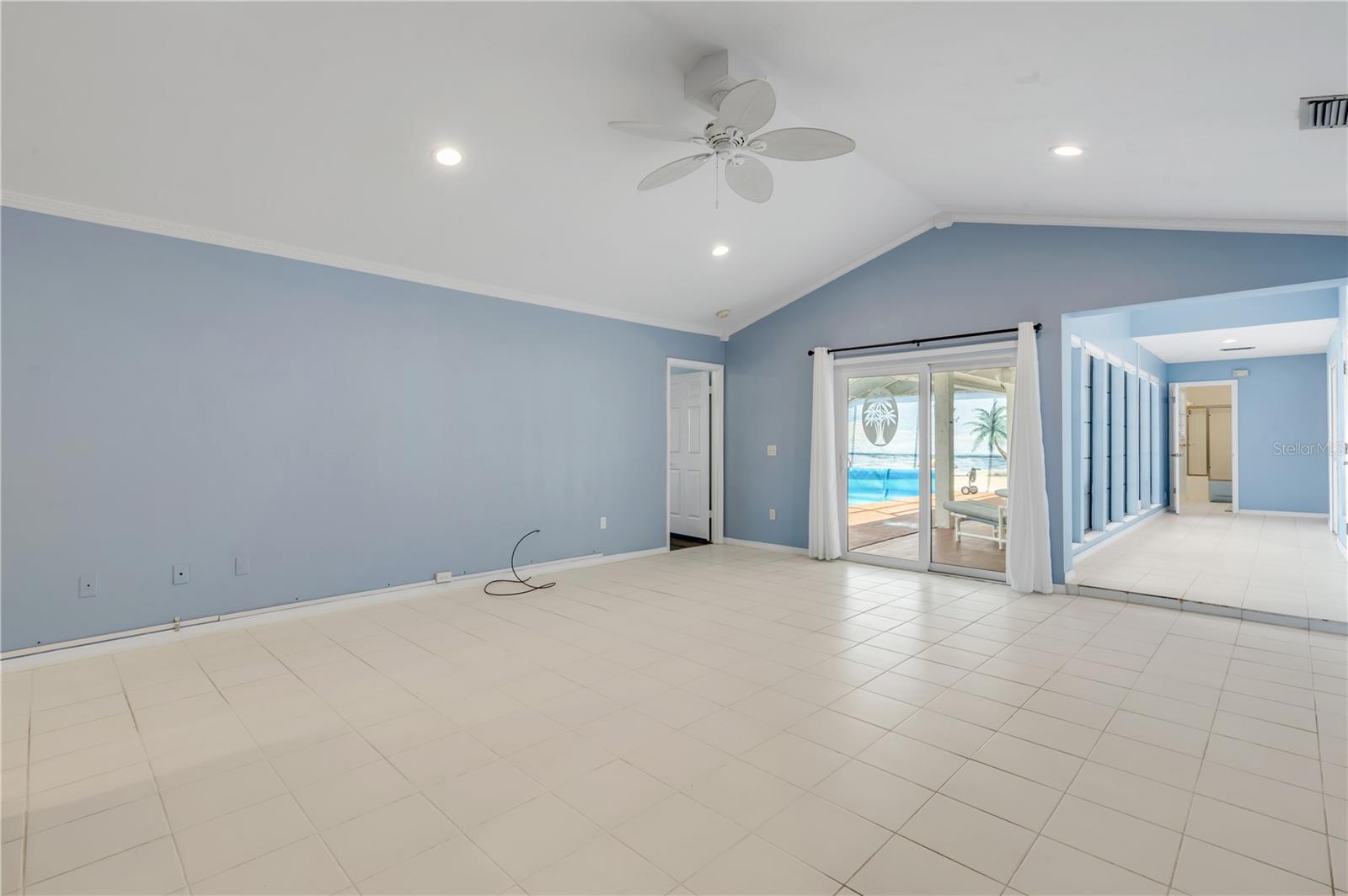 PELICAN BAY PH 04 UNIT 03 - Residential