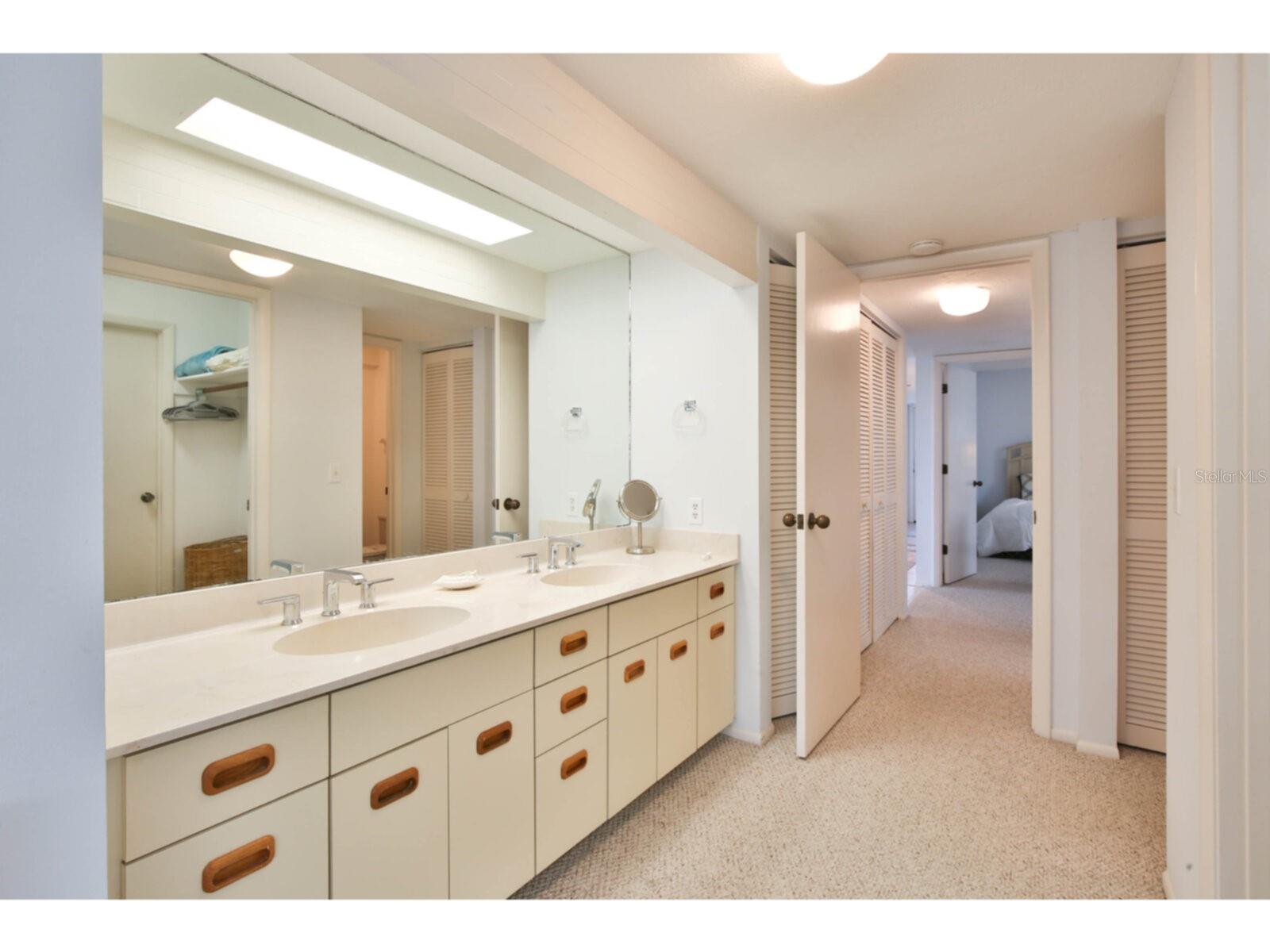 DOCK ON THE BAY SEC 1 - Residential Lease