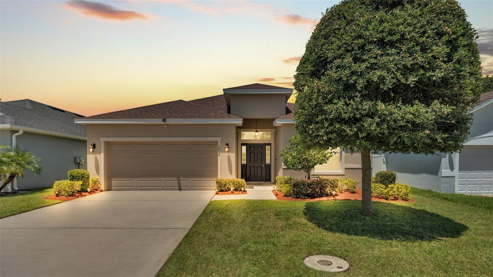 View LAKELAND, FL 33810 house