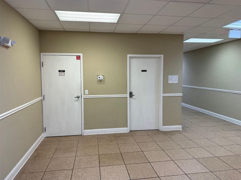 Tiny photo for 5431 E Silver Springs Boulevard #B, Silver Springs, FL 34488 (MLS # OM728130)