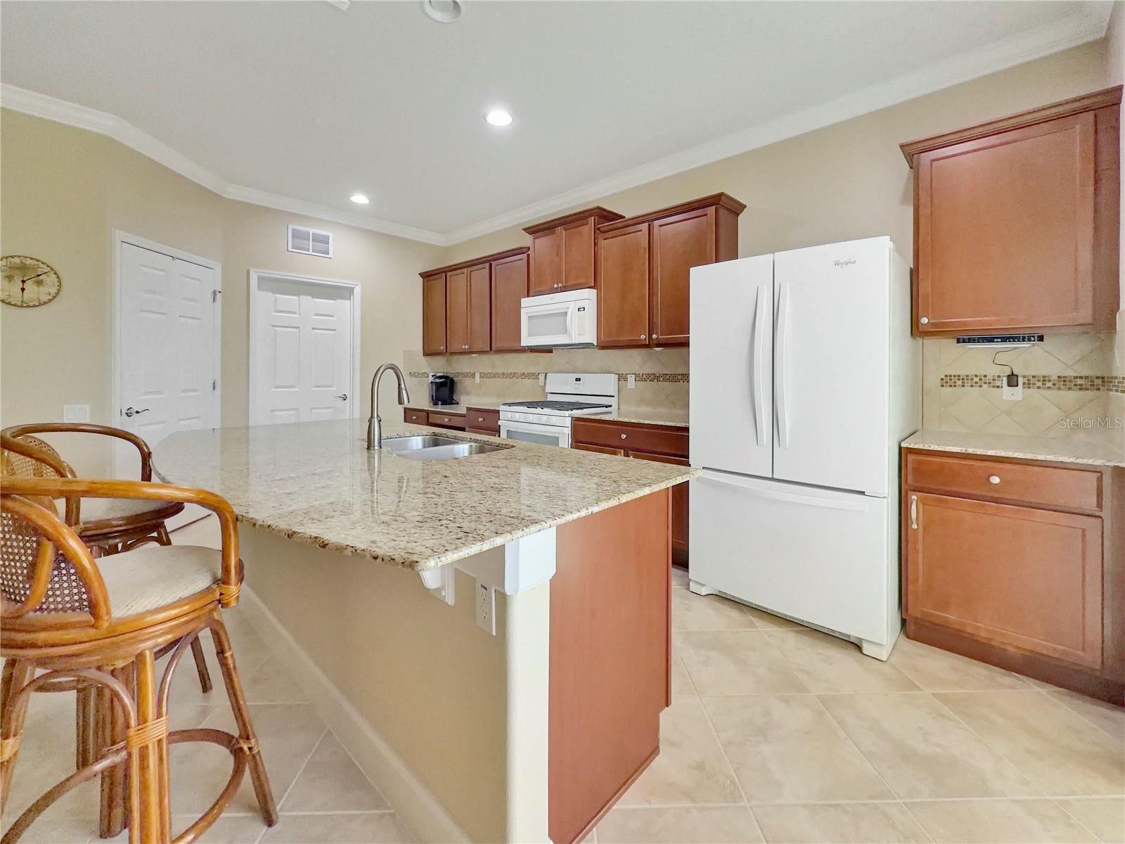 521 VISTA SOL DRIVE