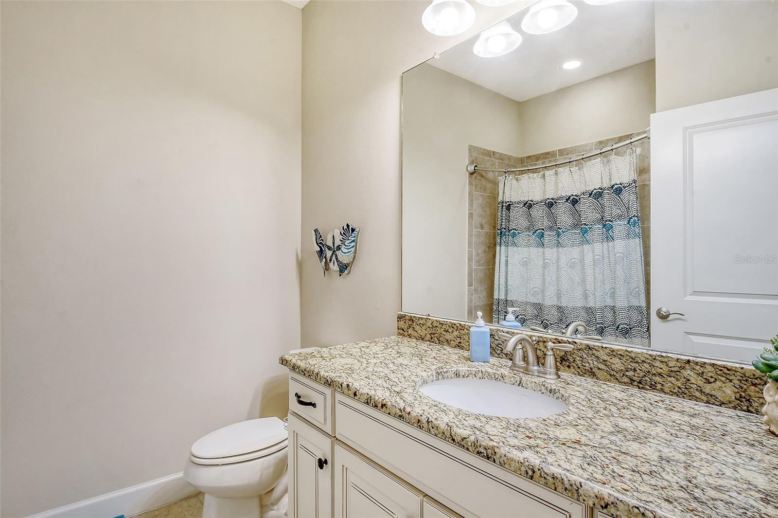 BACCIANO I AT ESPLANADE LAKEWOOD RANCH 5 - Residential Lease