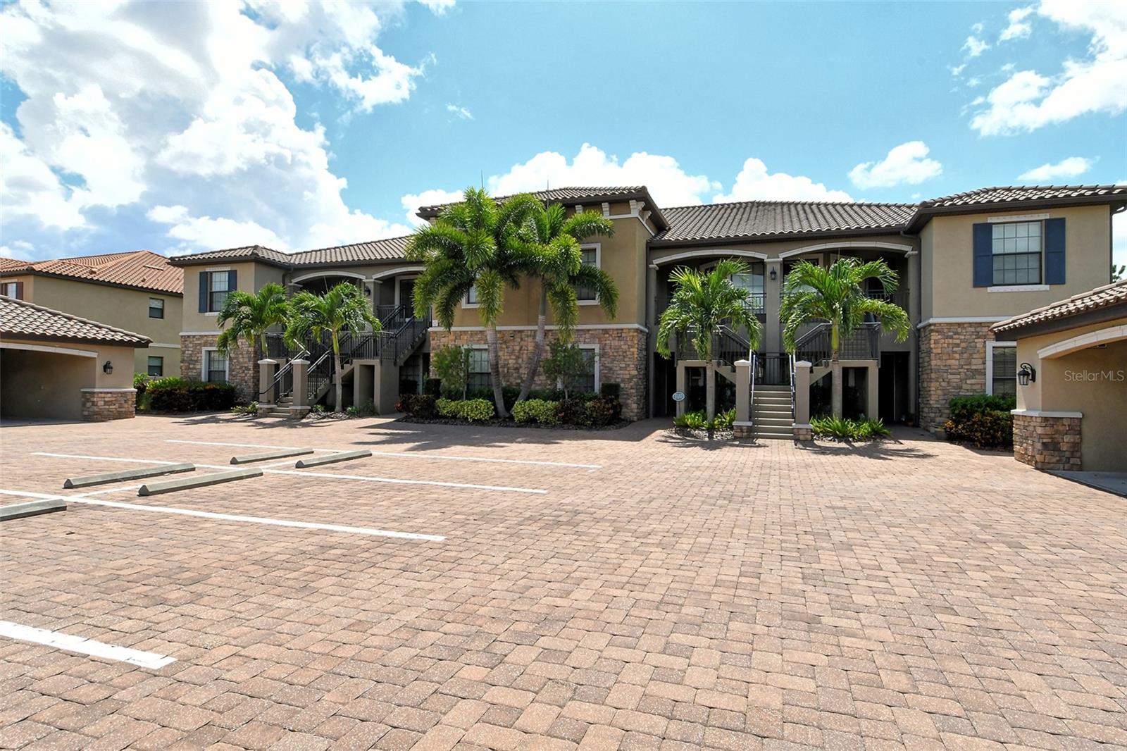 Turnkey Furnished contemporary 2nd floor Condo offered in the gated, amenity rich Esplanade Golf and Country Club of Lake Wood Ranch. This second story unit is very bright and modern and offers 2 bedrooms plus Den with open floor plan . Both bedrooms have a Queen size bed and the Den has a sleeper and desk .Enjoy gorgeous views out back while sitting on the screened- in Lanai. A small pet is allowed with a non-refundable pet fee. Rentals of less than 6 months include all utilities with Electric paid up to $100 a month by owner. The amenities transfer is $250 per adult allows you access to Esplanade's multitude of amenities. A $100 application fee to Esplanade is also required. Esplanade is a golf community (golf transfer does not include greens and cart fees) with 3 resort-style pools ,a resistance pool ,hot tub ,fire pit and BBQ area ,fitness center, wellness groups and lifestyle activities, an onsite spa, pickle ball, tennis, bocce ball ,a playground, dog park, a full restaurant ,poolside dining and a full bar. All this right in the heart of Lakewood Ranch. Tax of 13% for all rentals under 6 months . $226 reservation fee.
3 month min. Dec-April. Call for off-season rates
