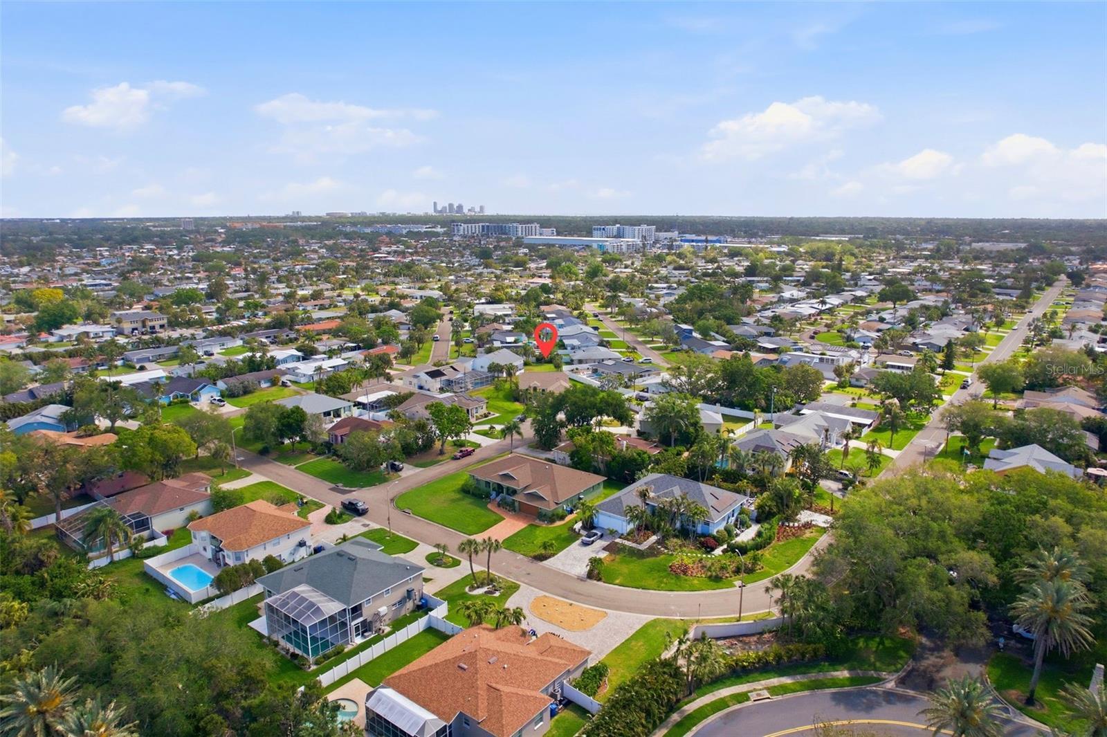 MAXIMO MOORINGS - Residential