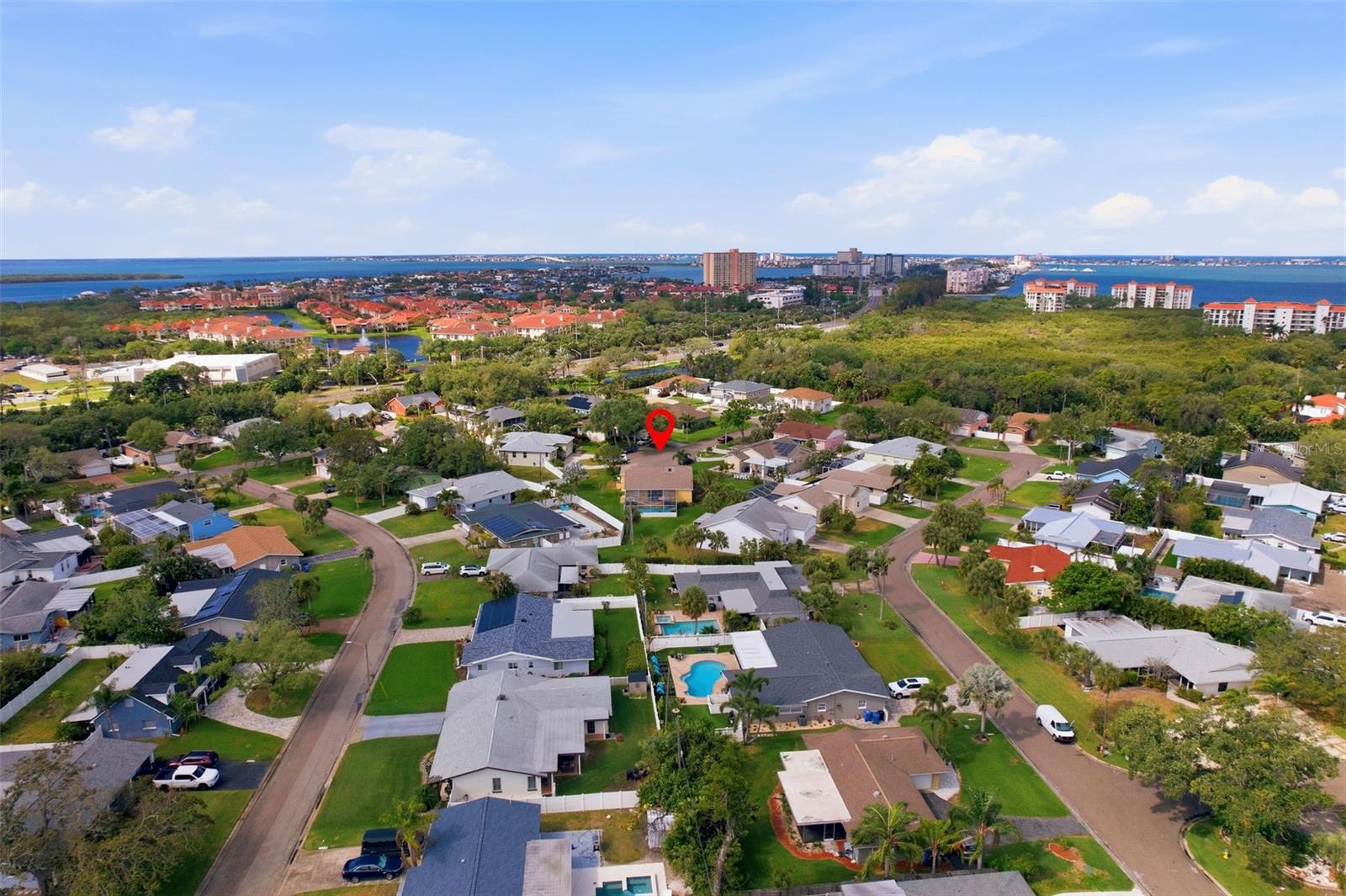 MAXIMO MOORINGS - Residential