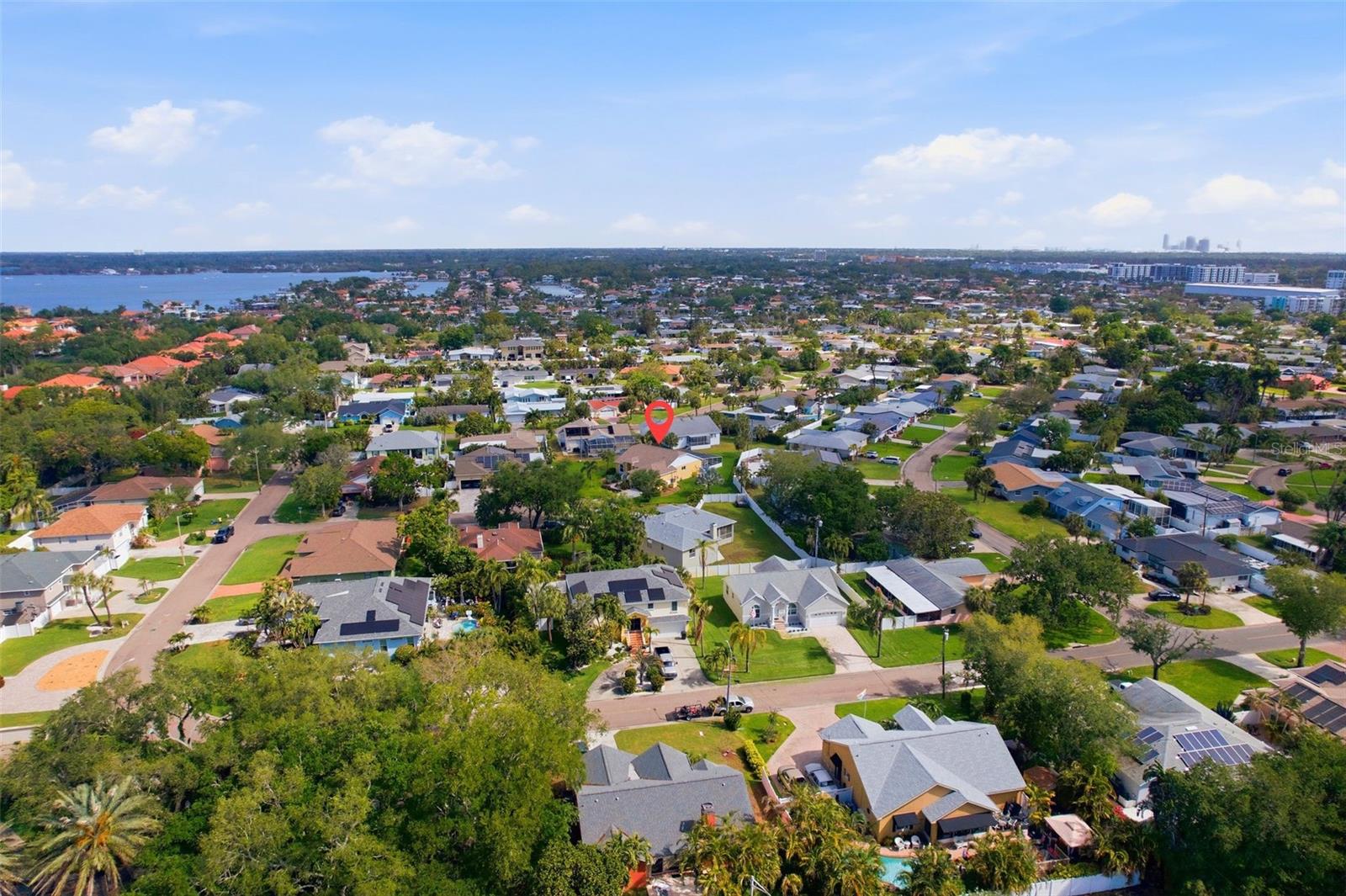 MAXIMO MOORINGS - Residential