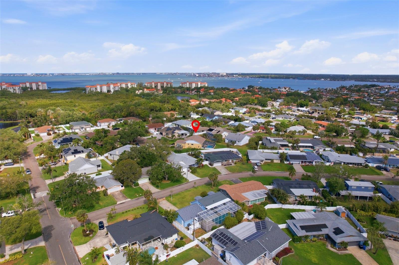 MAXIMO MOORINGS - Residential