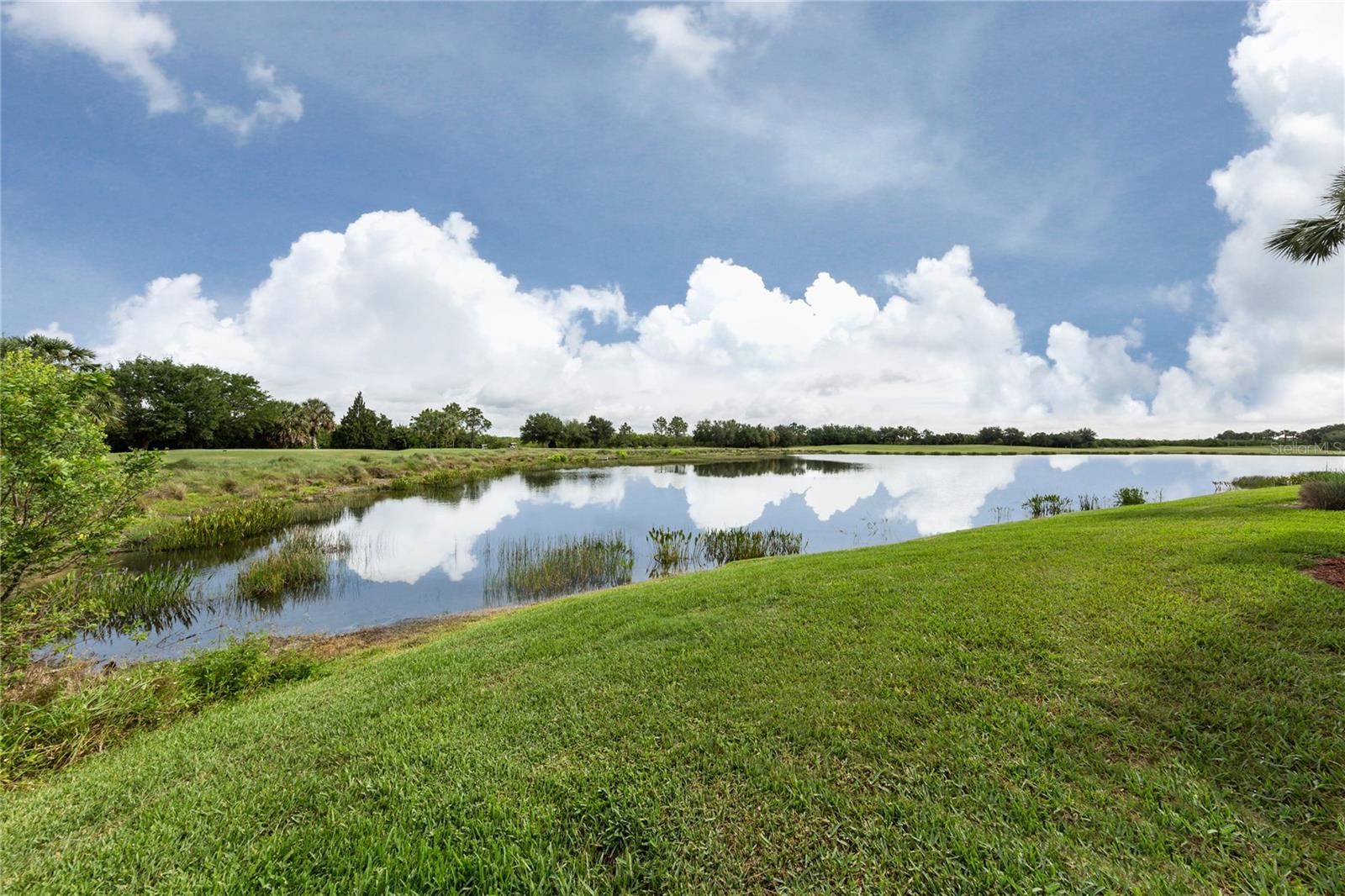 RIVER STRAND - Residential Lease