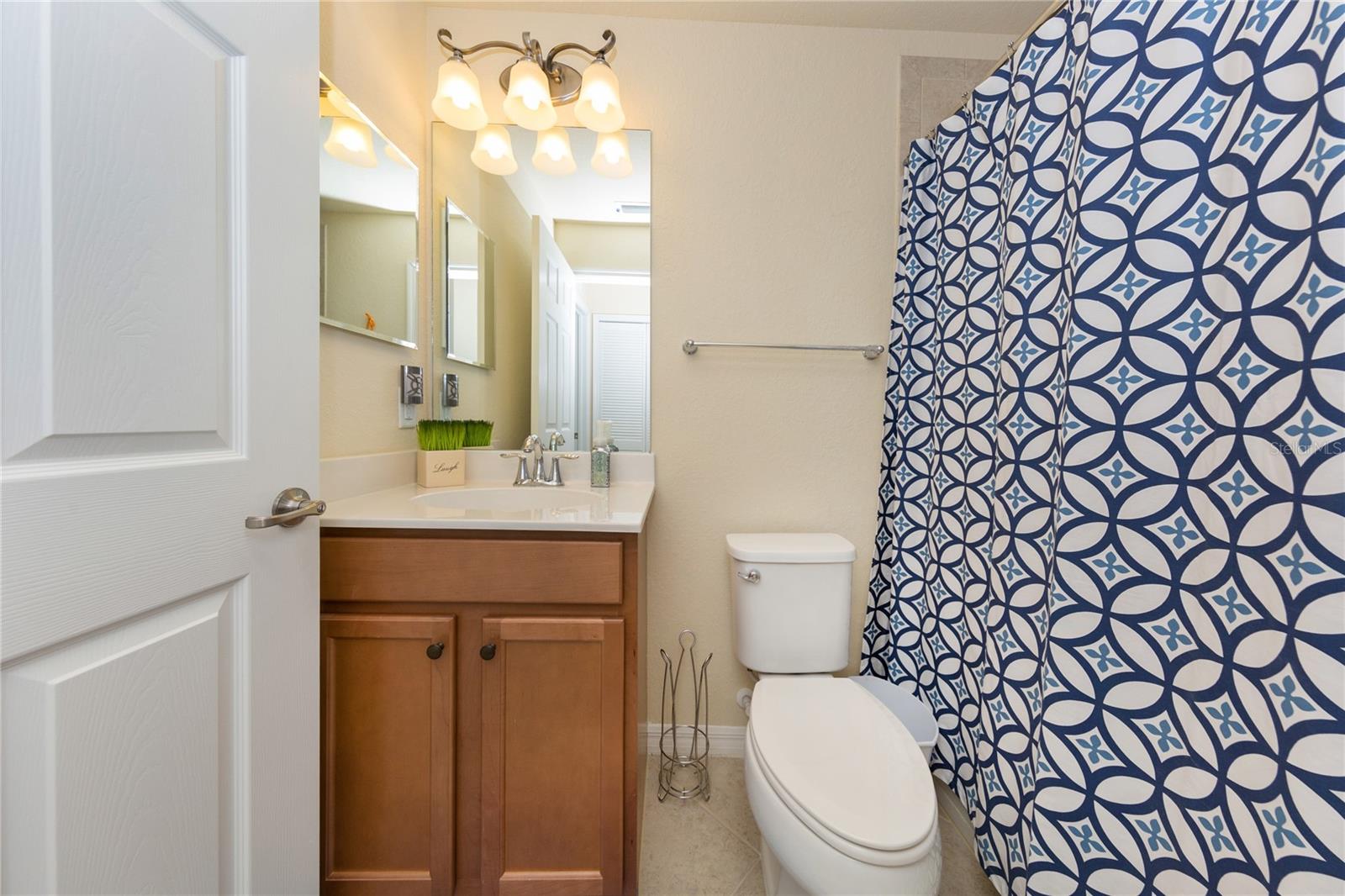 RIVER STRAND - Residential Lease