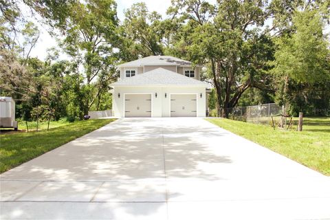 Photo of 2112 Waitman, Leesburg, FL 34748 (MLS # G5098357)
