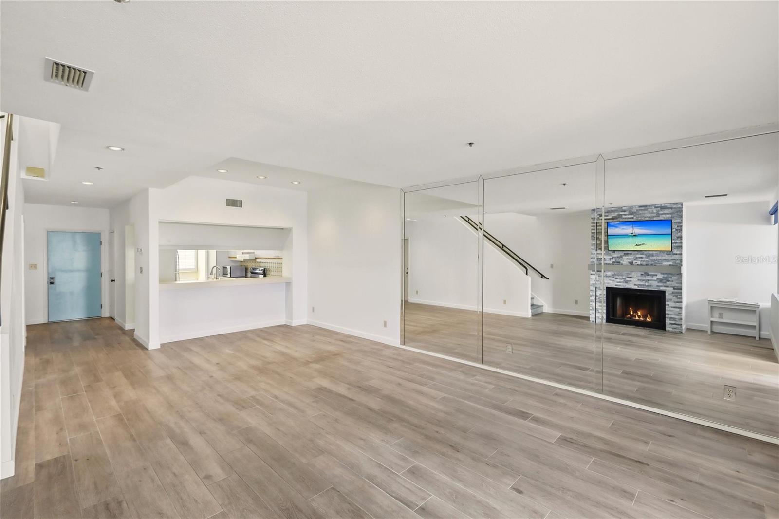 FAIRWAY BAY 1 - Residential