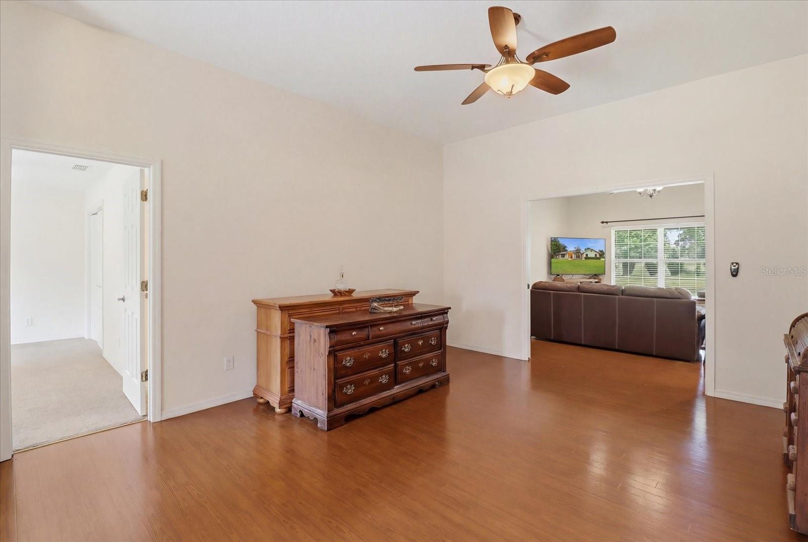 6347 N MYAKA AVENUE