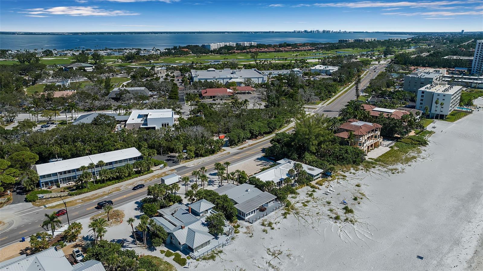 COQUINA BEACH - Residential
