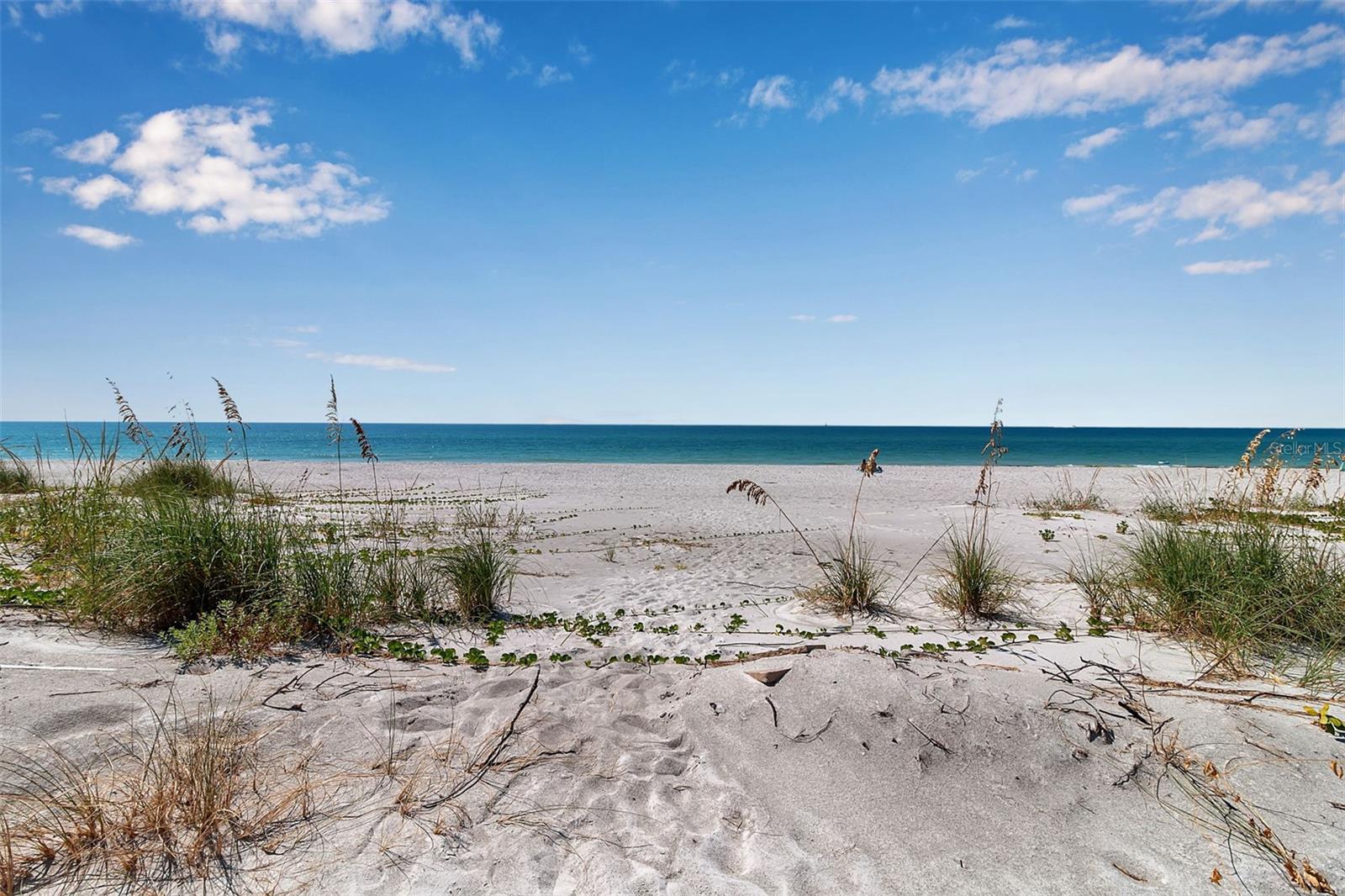2819 GULF OF MEXICO DRIVE