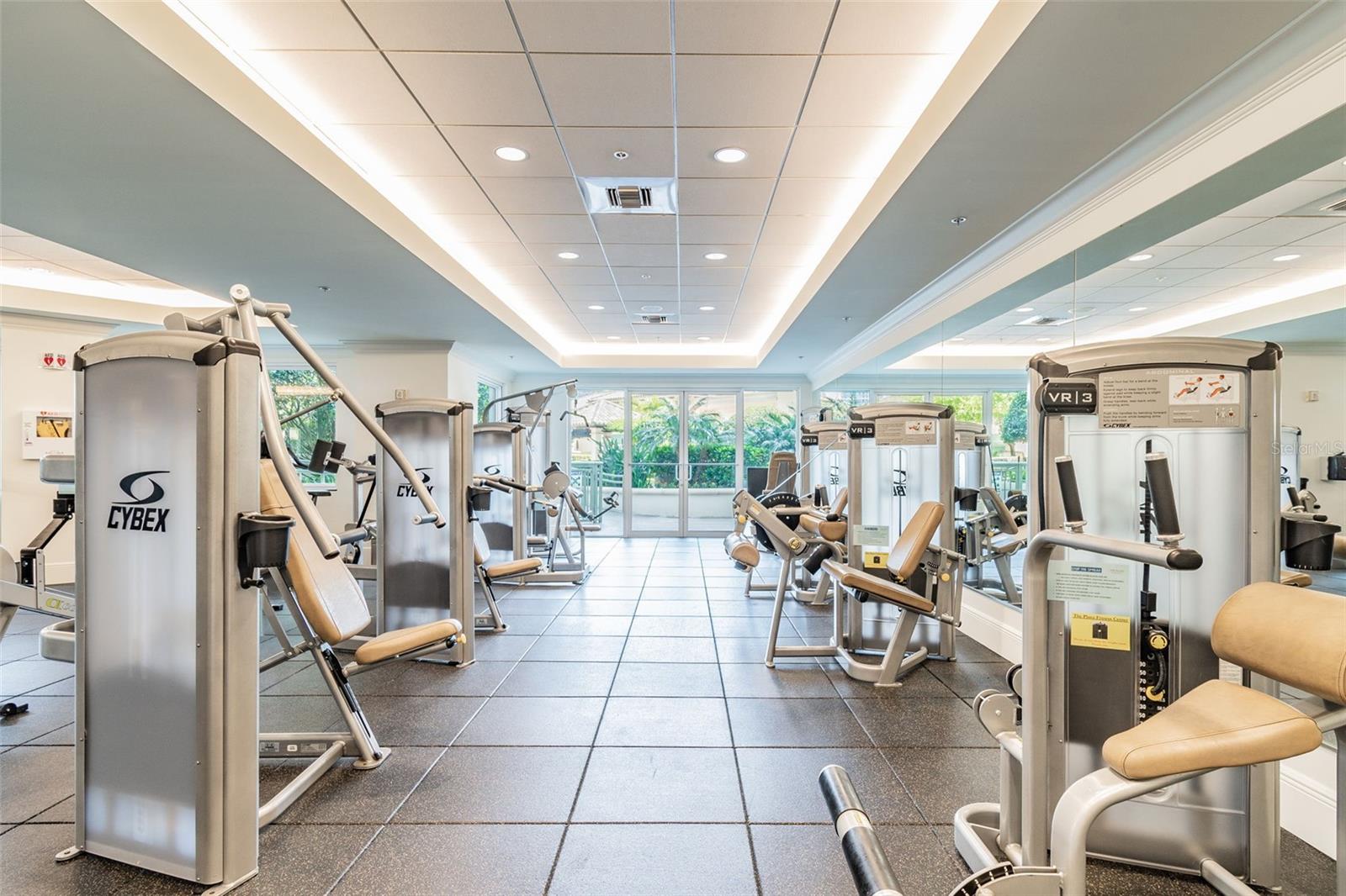 THE PLAZA HARBOUR ISLAND A CON - Residential