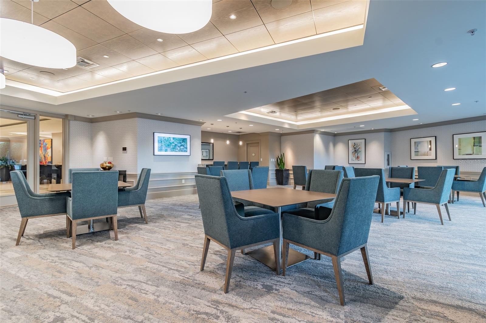 THE PLAZA HARBOUR ISLAND A CON - Residential