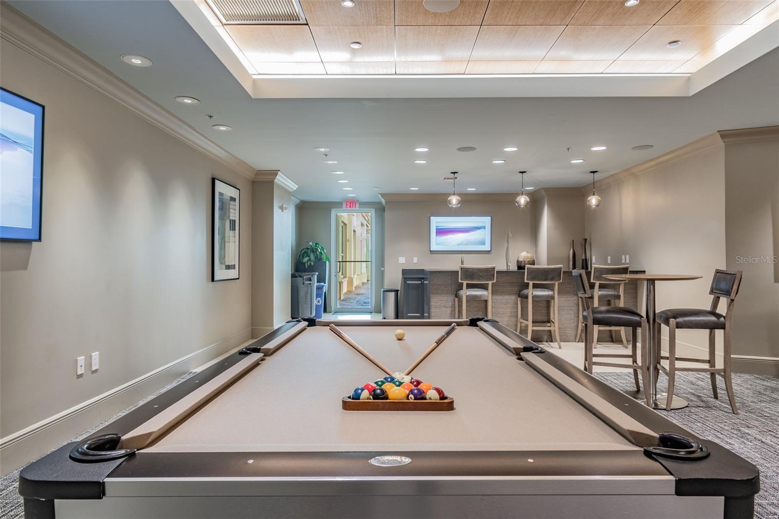 THE PLAZA HARBOUR ISLAND A CON - Residential