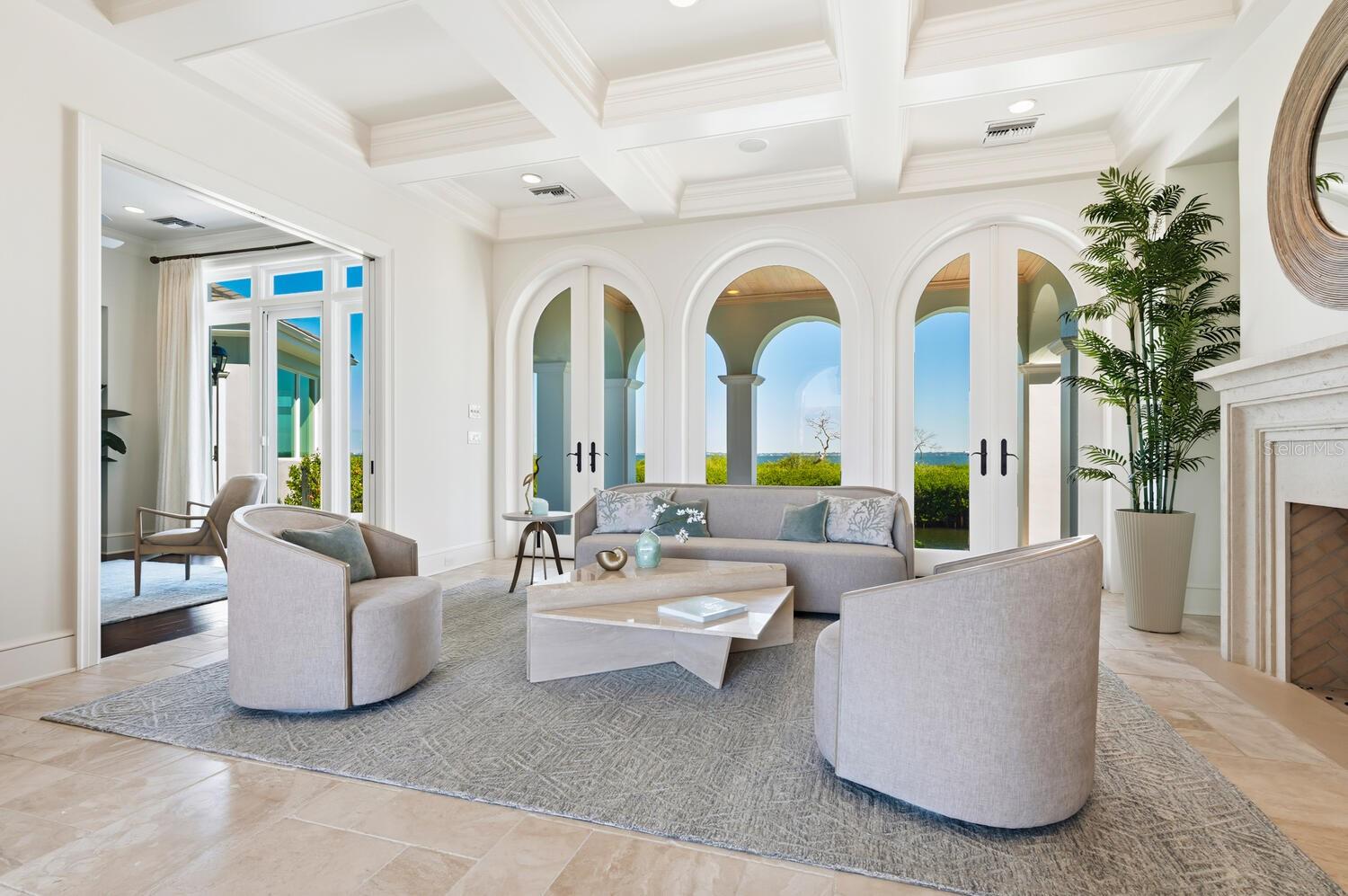 BAY ISLES - Residential