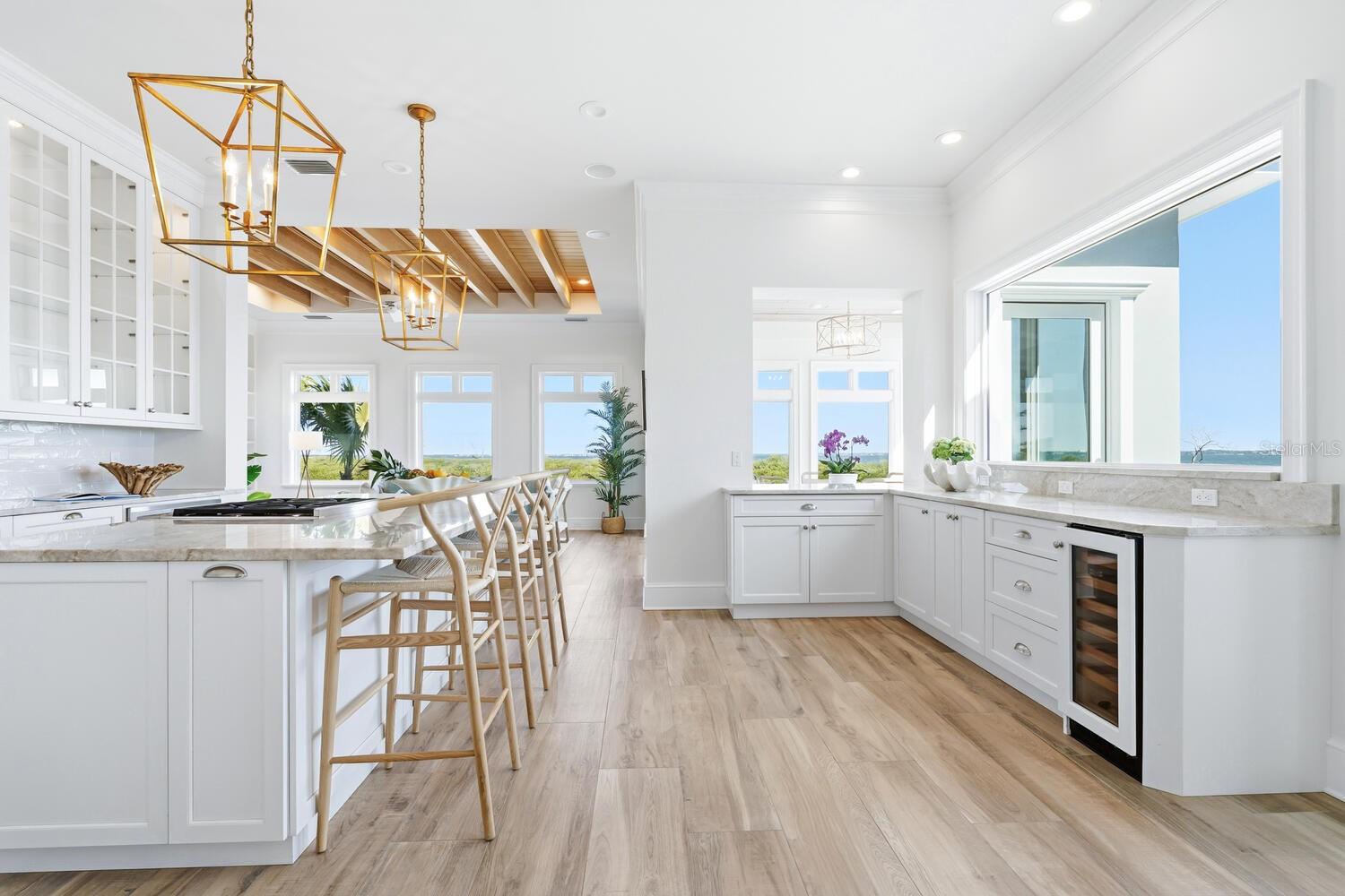 BAY ISLES - Residential