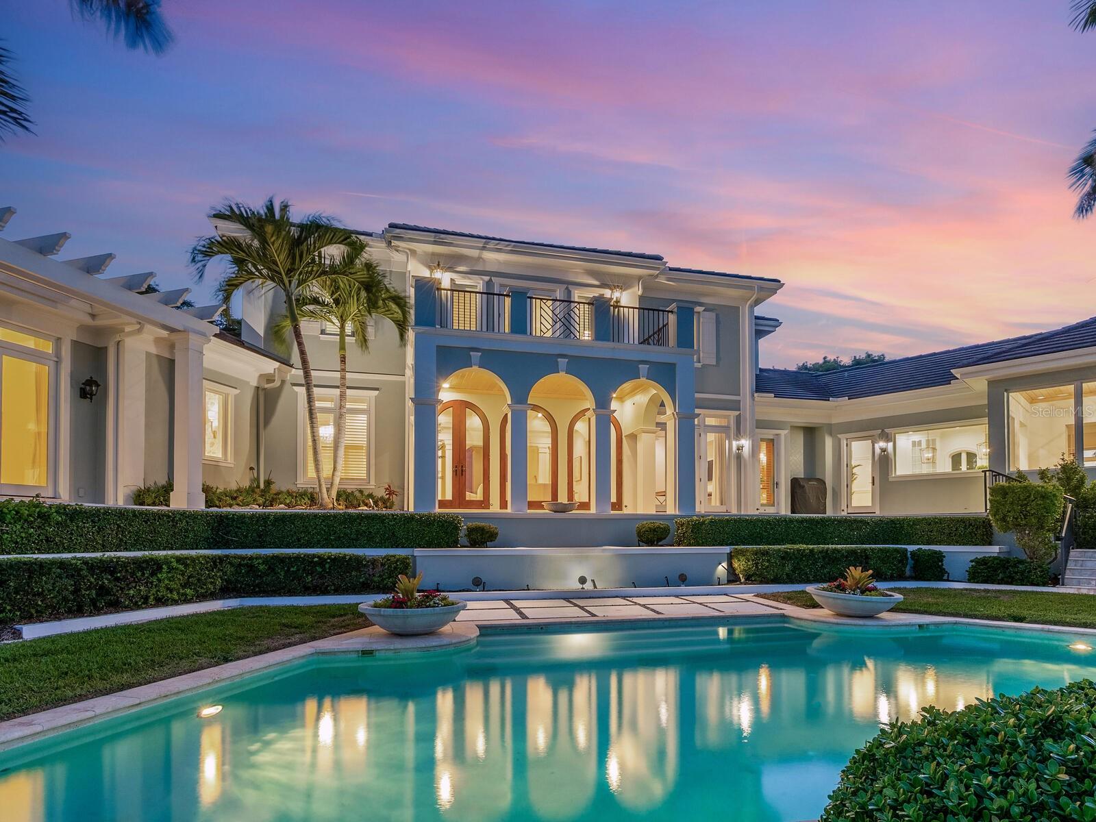 BAY ISLES - Residential