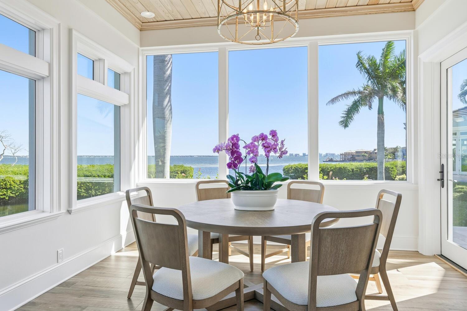 BAY ISLES - Residential