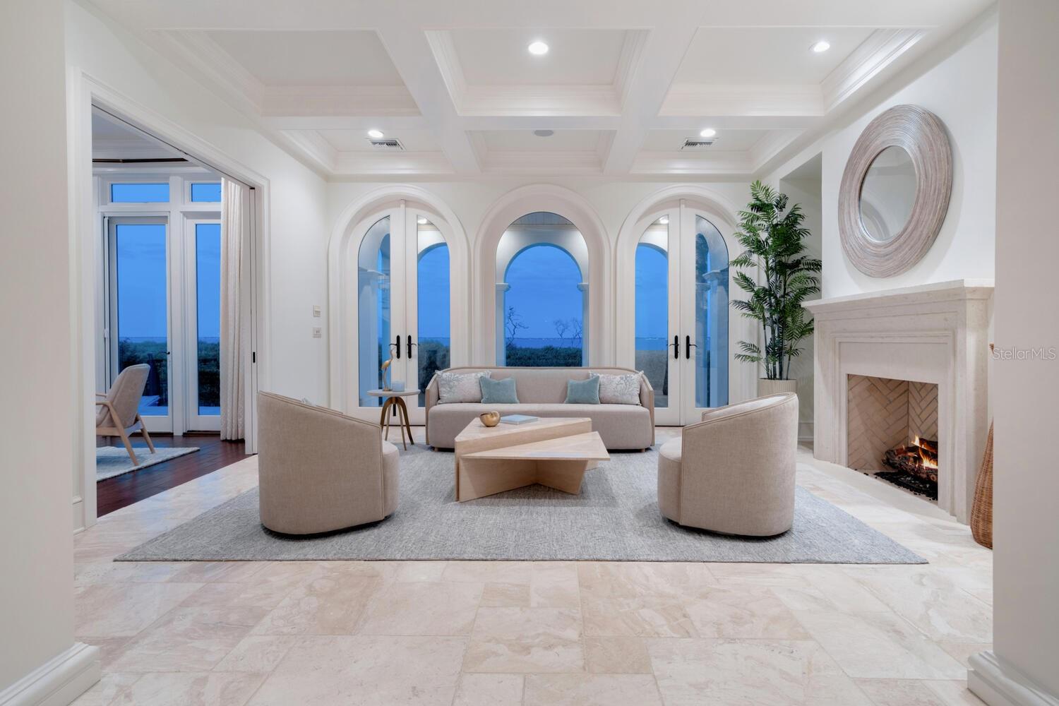 BAY ISLES - Residential