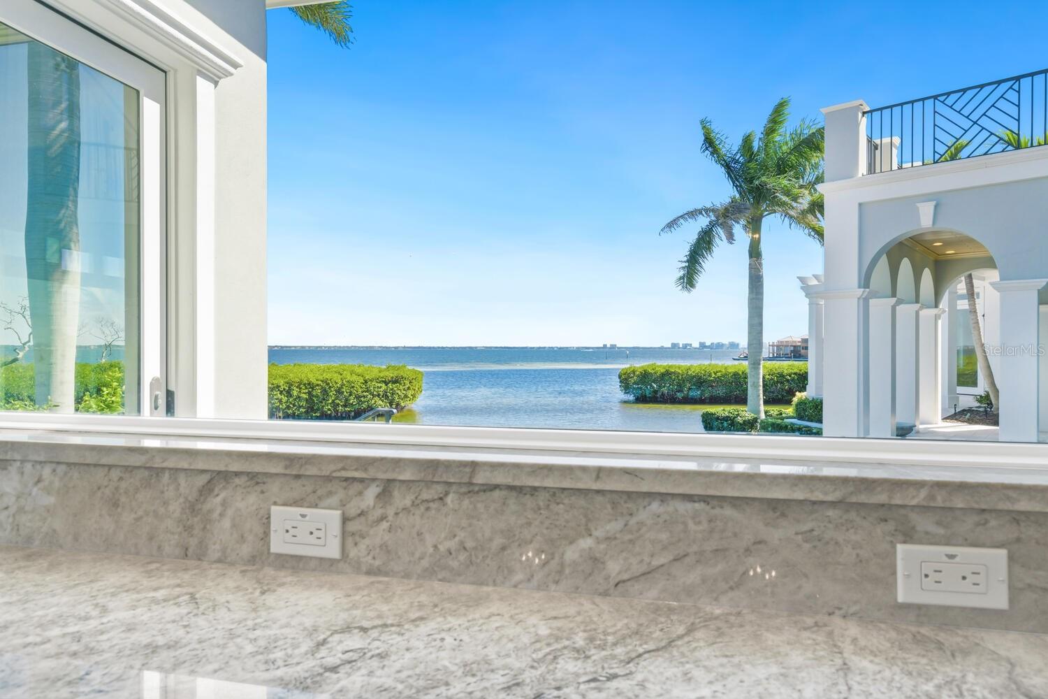 BAY ISLES - Residential