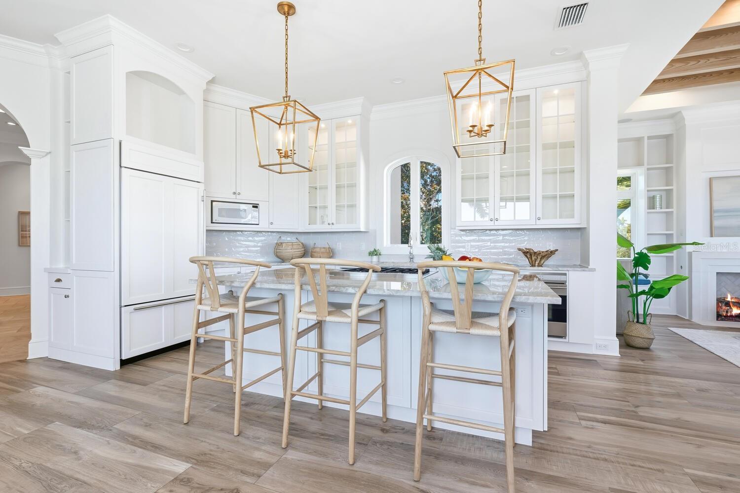 BAY ISLES - Residential