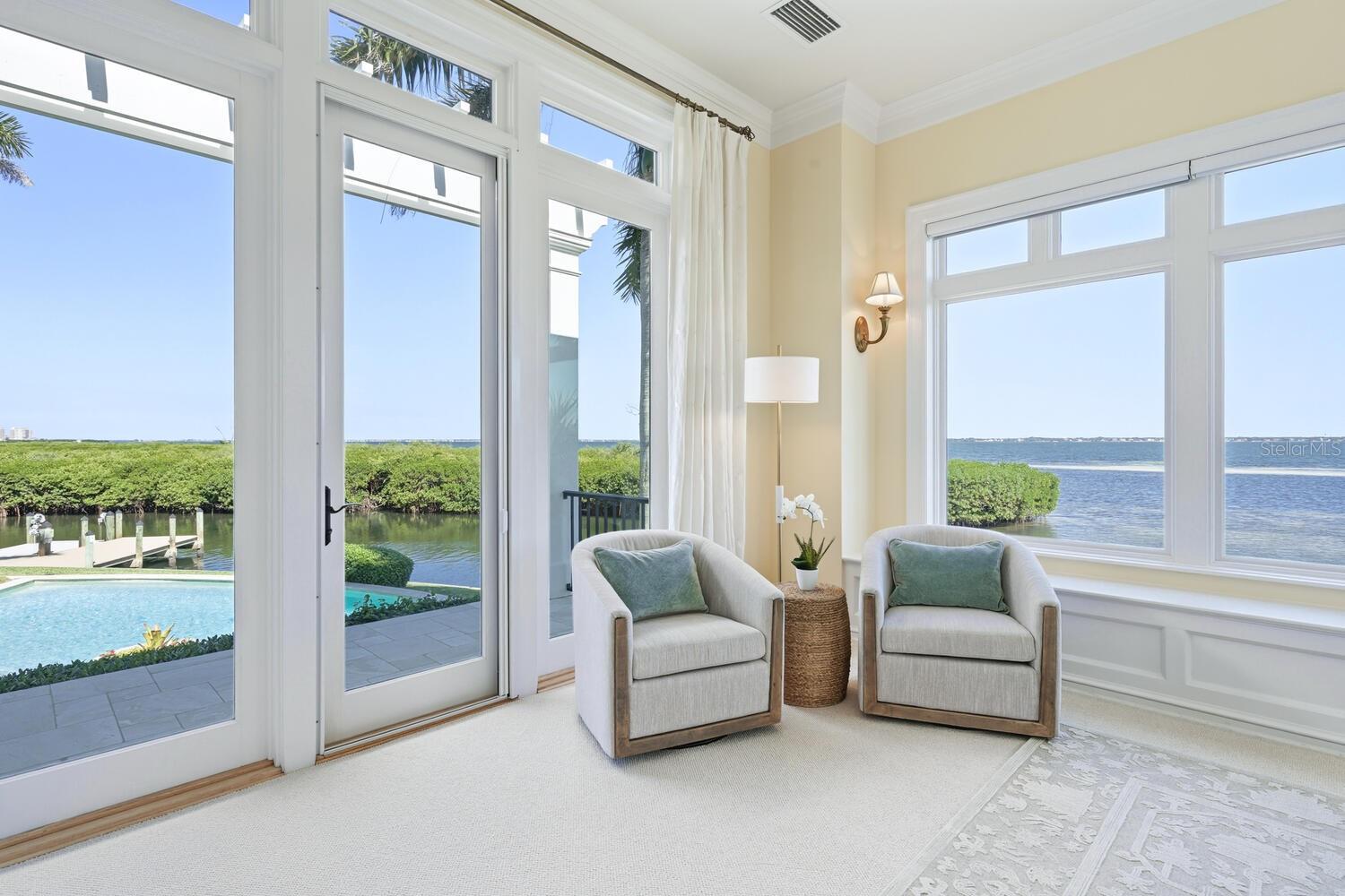 BAY ISLES - Residential