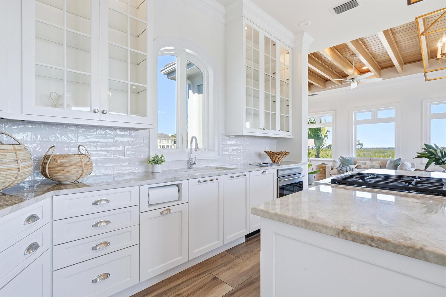 BAY ISLES - Residential