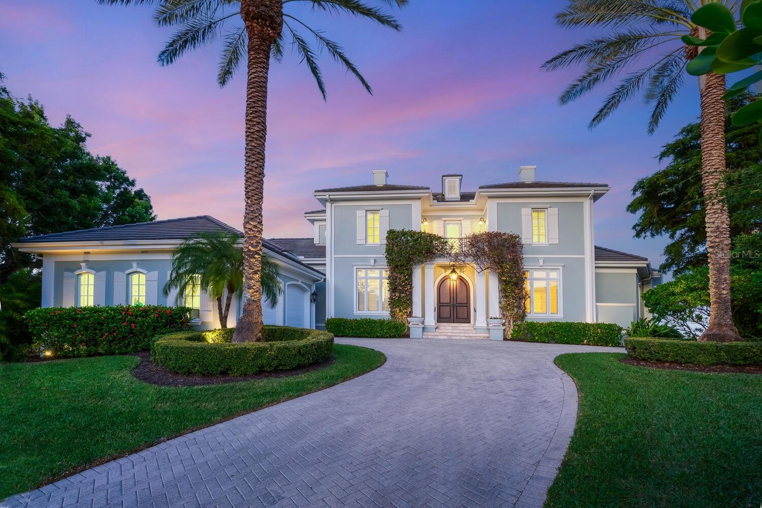 BAY ISLES - Residential