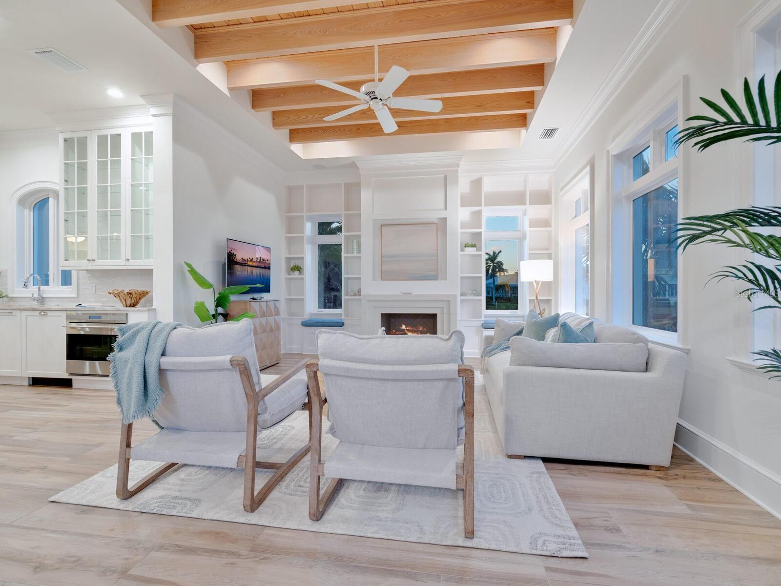 BAY ISLES - Residential