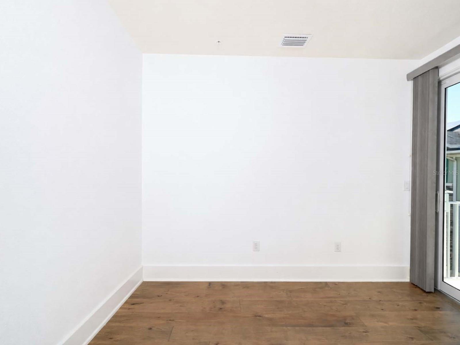 ENCLAVE/LAUREL PARK REP - Residential