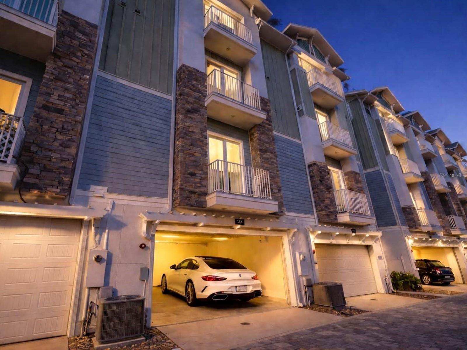 ENCLAVE/LAUREL PARK REP - Residential