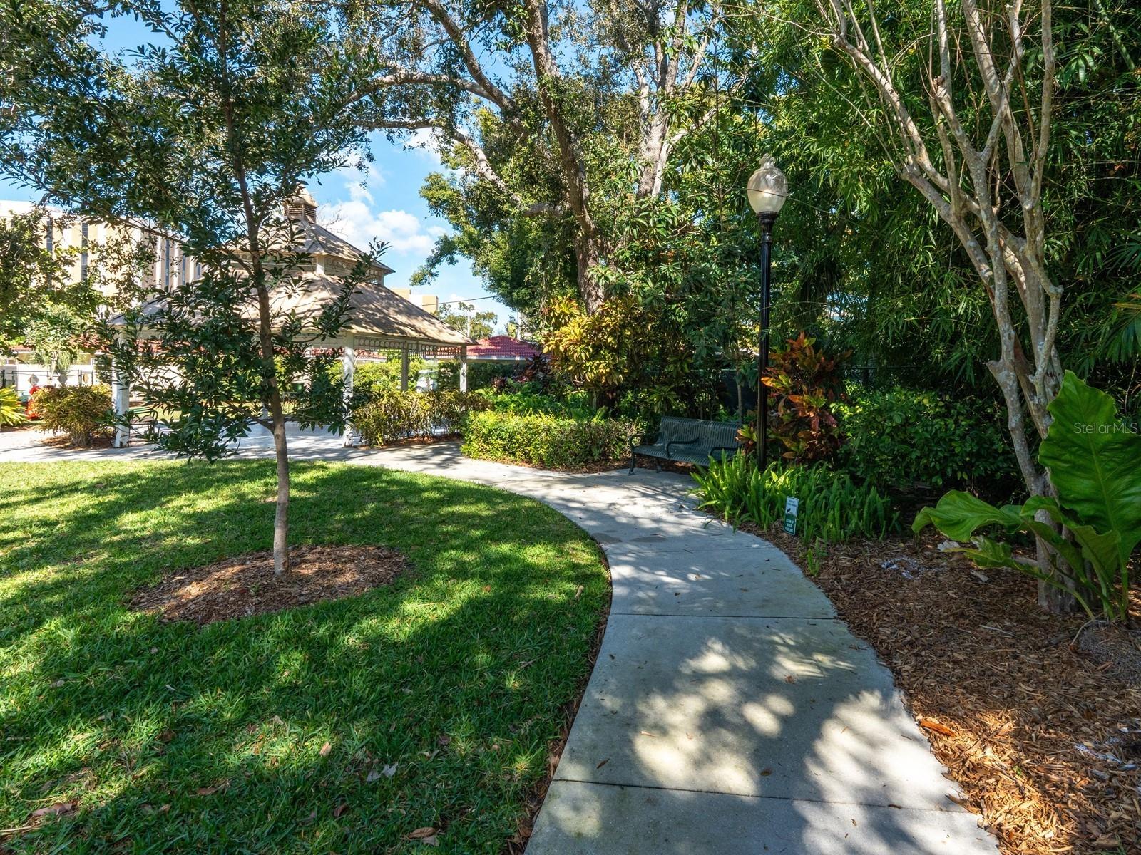 ENCLAVE/LAUREL PARK REP - Residential