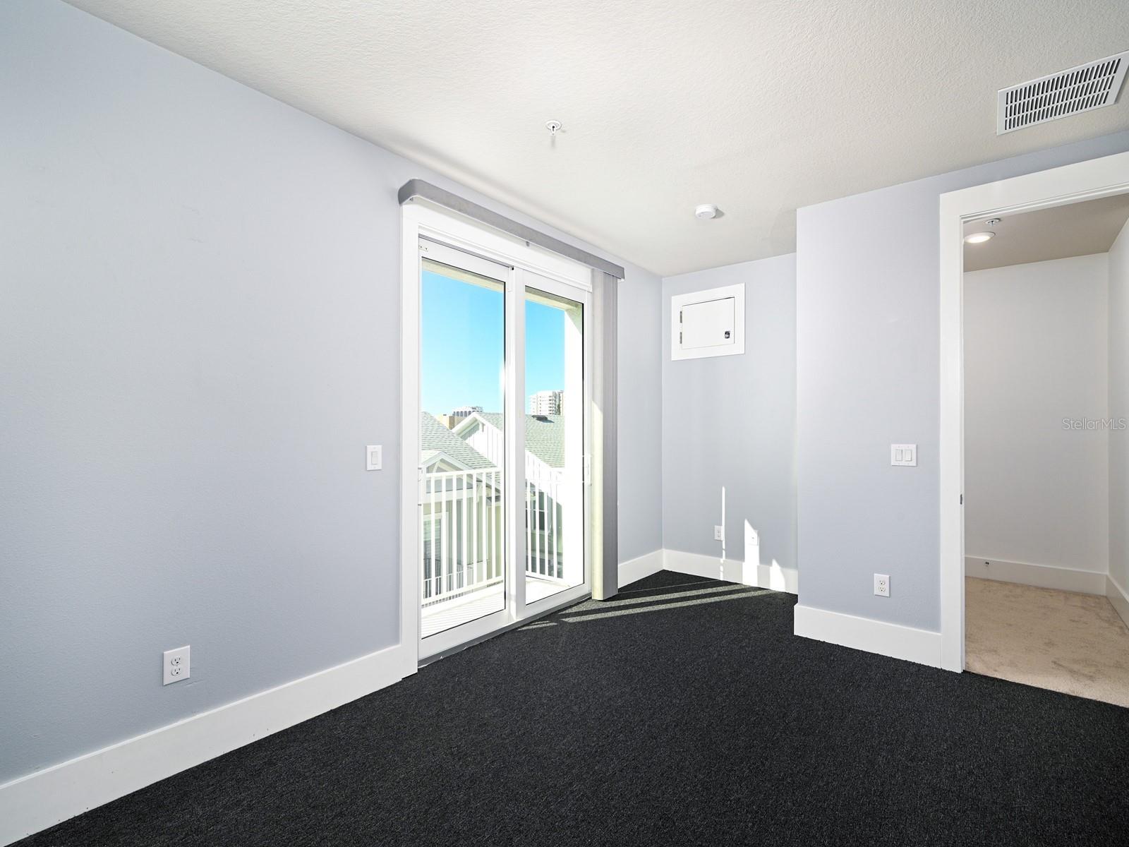 ENCLAVE/LAUREL PARK REP - Residential