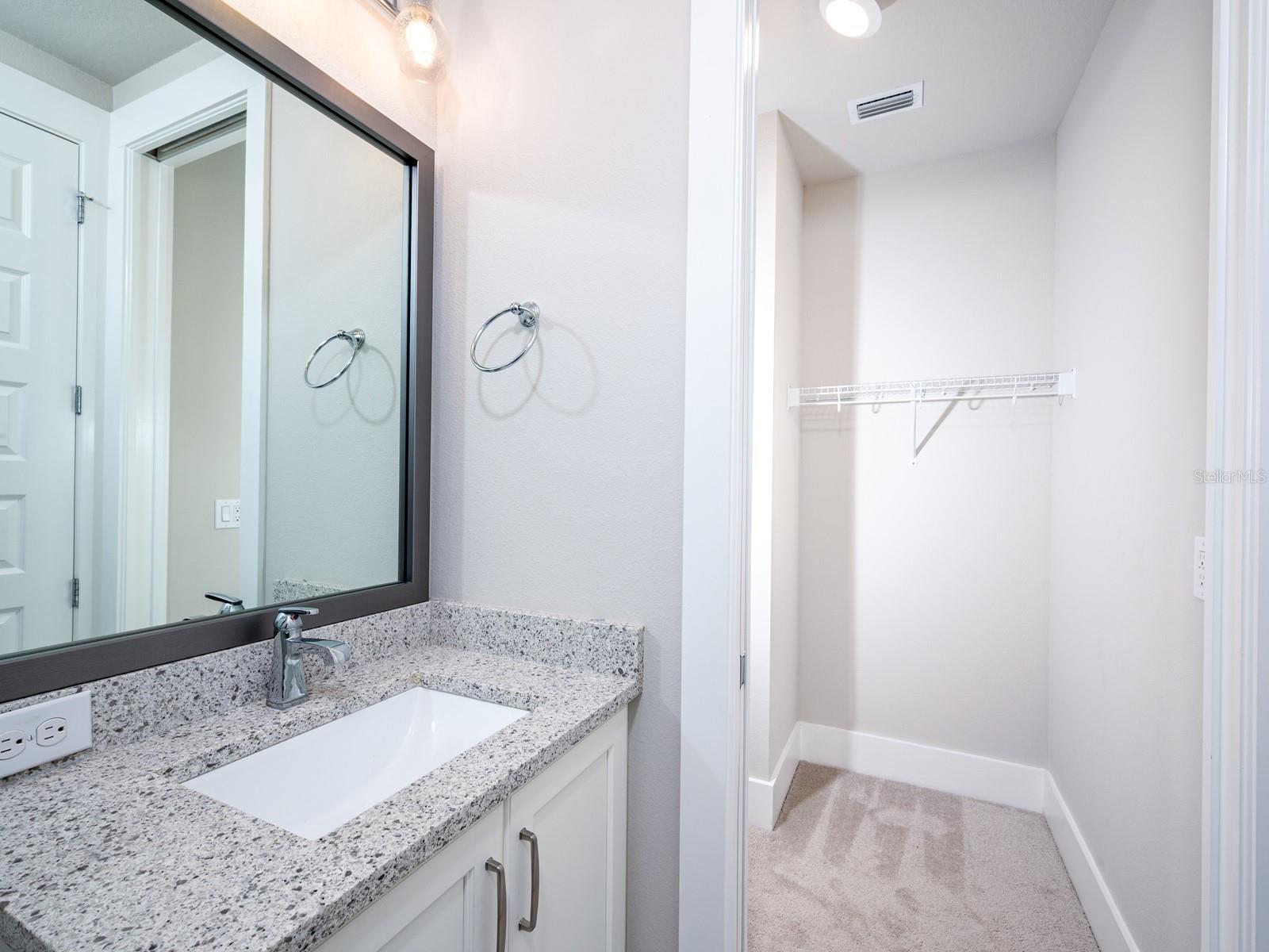 ENCLAVE/LAUREL PARK REP - Residential