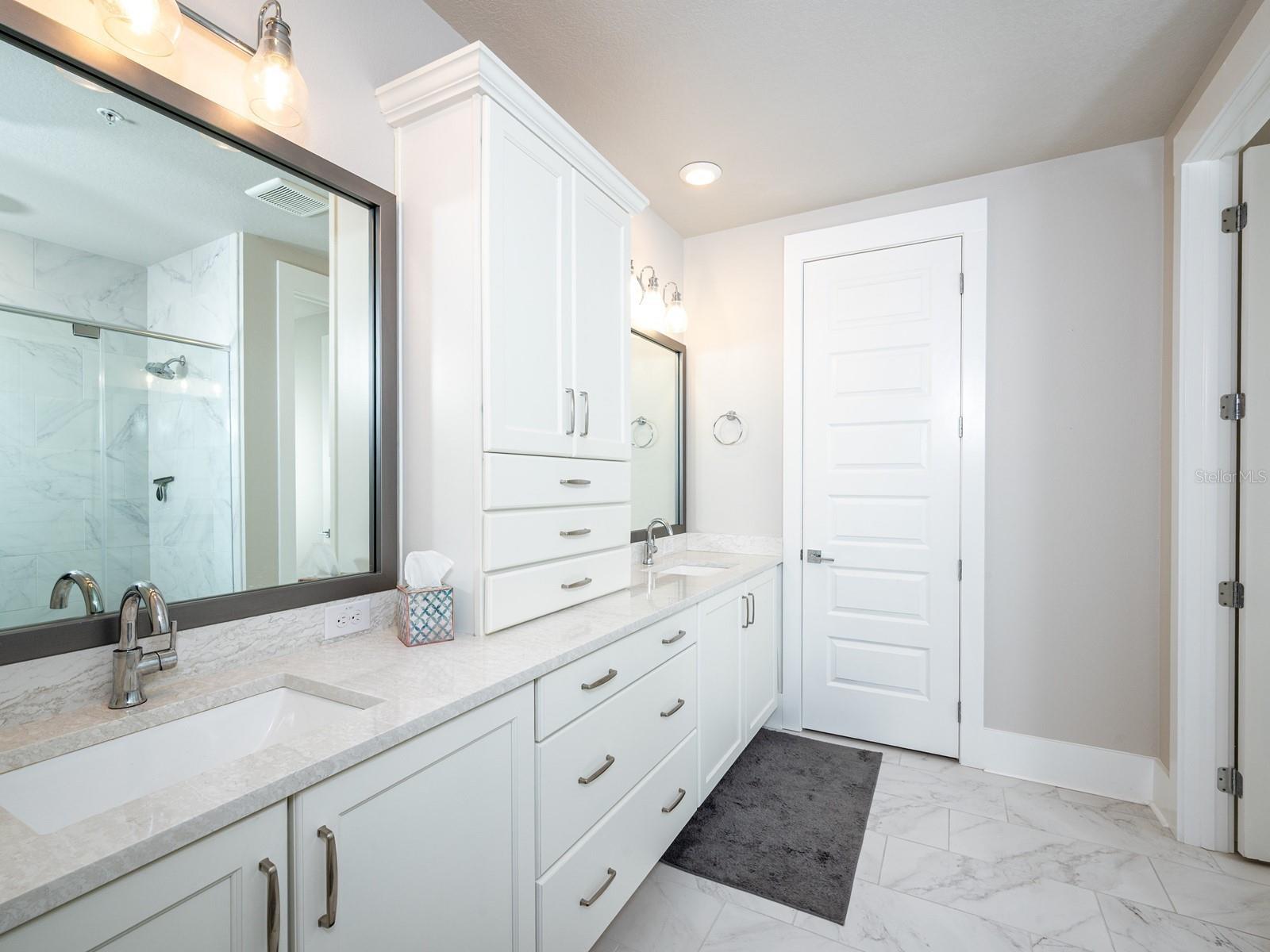 ENCLAVE/LAUREL PARK REP - Residential