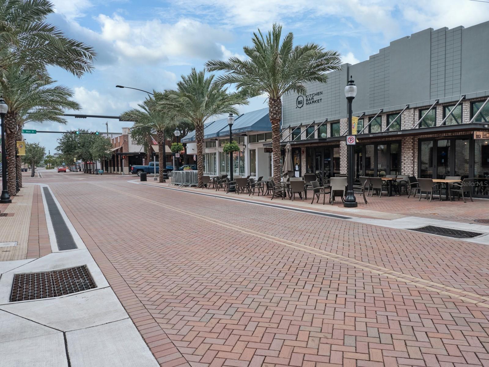 ENCLAVE/LAUREL PARK REP - Residential