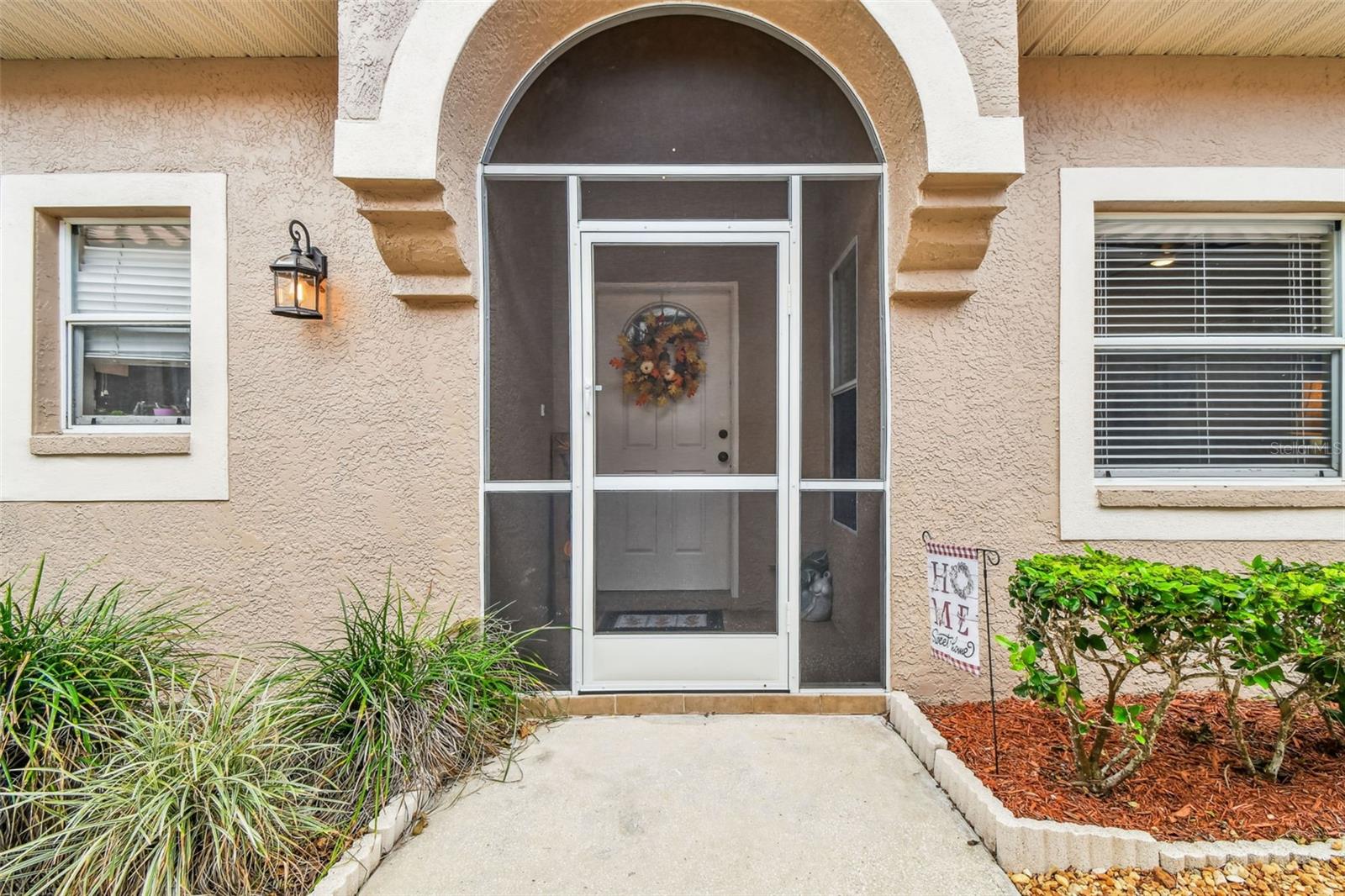 SALEM SQUARE - Residential