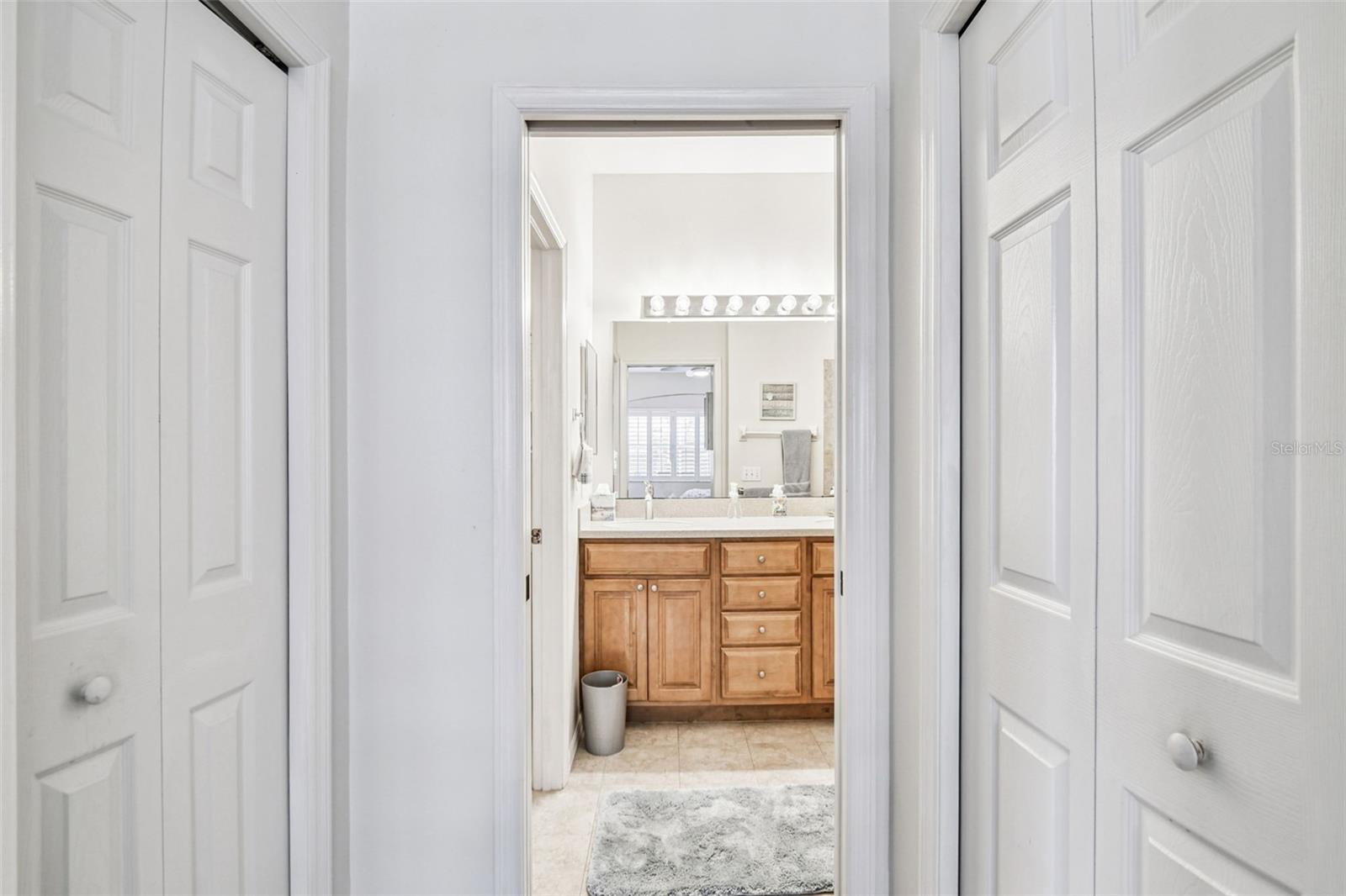 SALEM SQUARE - Residential