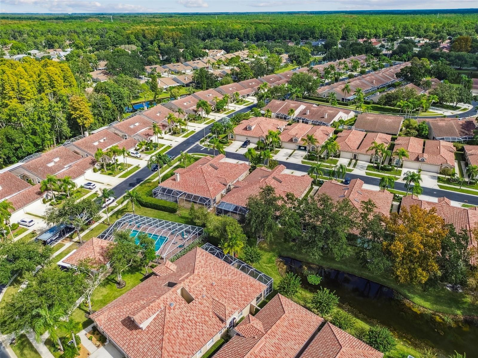 SALEM SQUARE - Residential