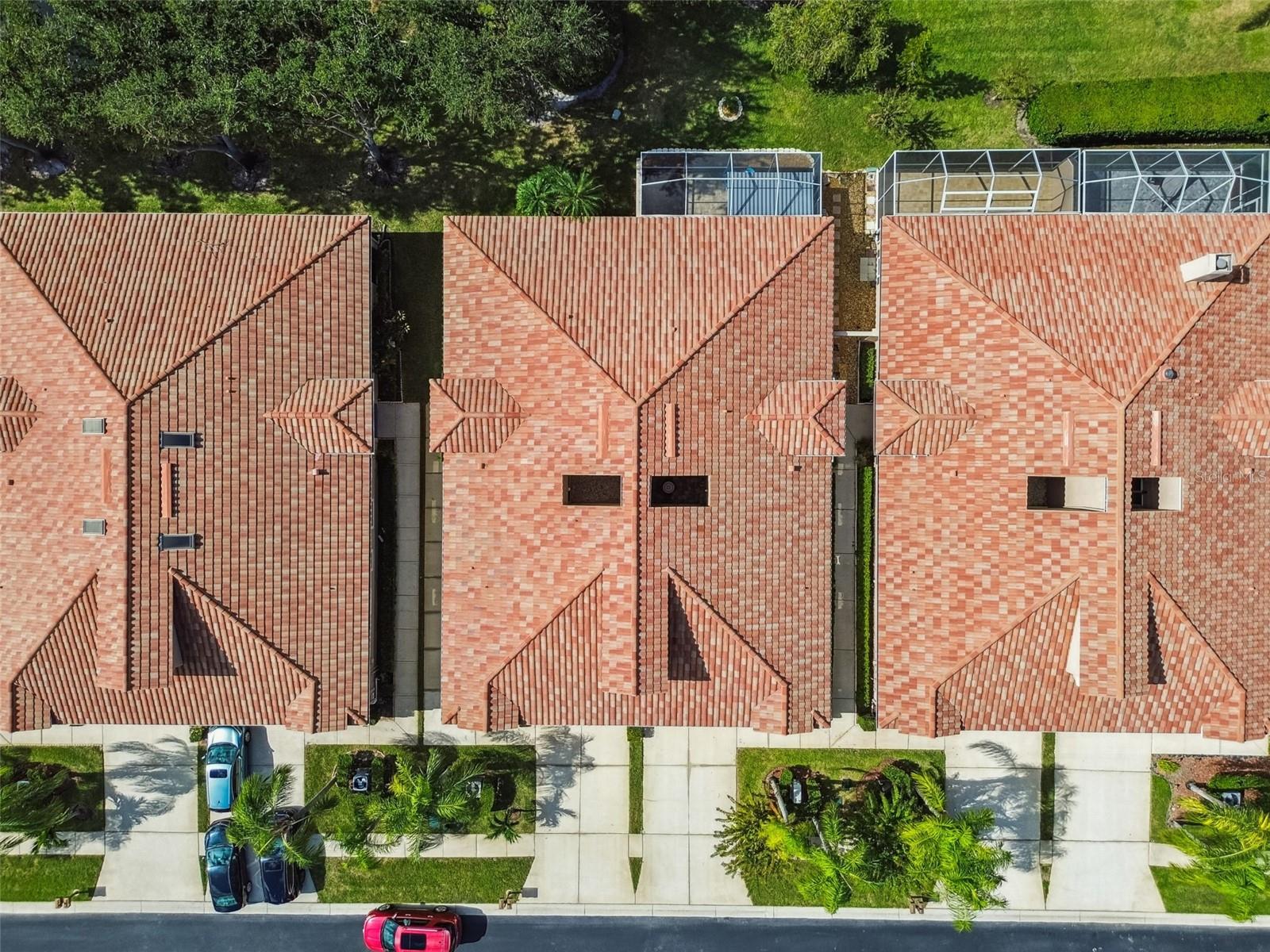 SALEM SQUARE - Residential