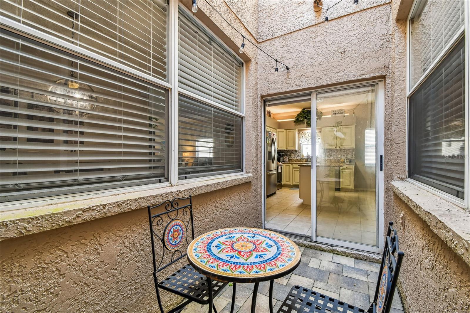 SALEM SQUARE - Residential