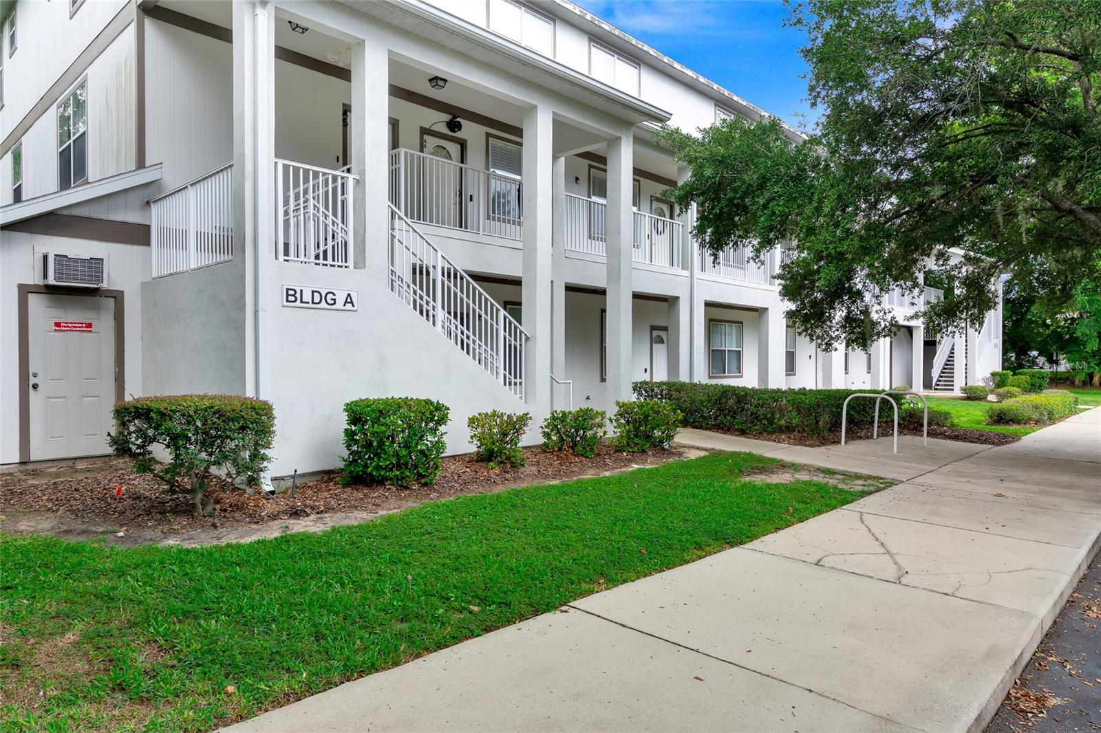 Experience luxury living in the heart of Gainesville! This beautifully remodeled 2-bedroom, 2.5-bath townhouse, located next to the North Florida Medical Center, is must-see. Featuring new luxury vinyl plank flooring, a brand-new HVAC system, water heater, fresh paint, and new appliances, this home is ready for immediate occupancy. The 2-story condo boasts high ceilings, guaranteed parking, and access to a fitness center, pool, and clubhouse. Don't miss out—call to schedule a tour today!