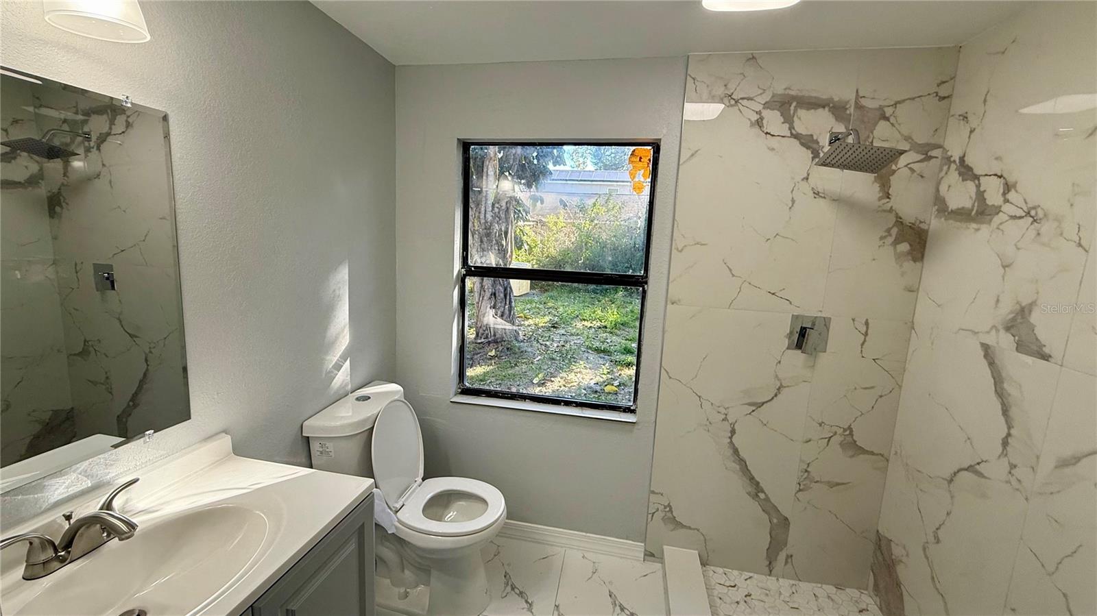 WOODALL AND DOYLE - Residential Lease